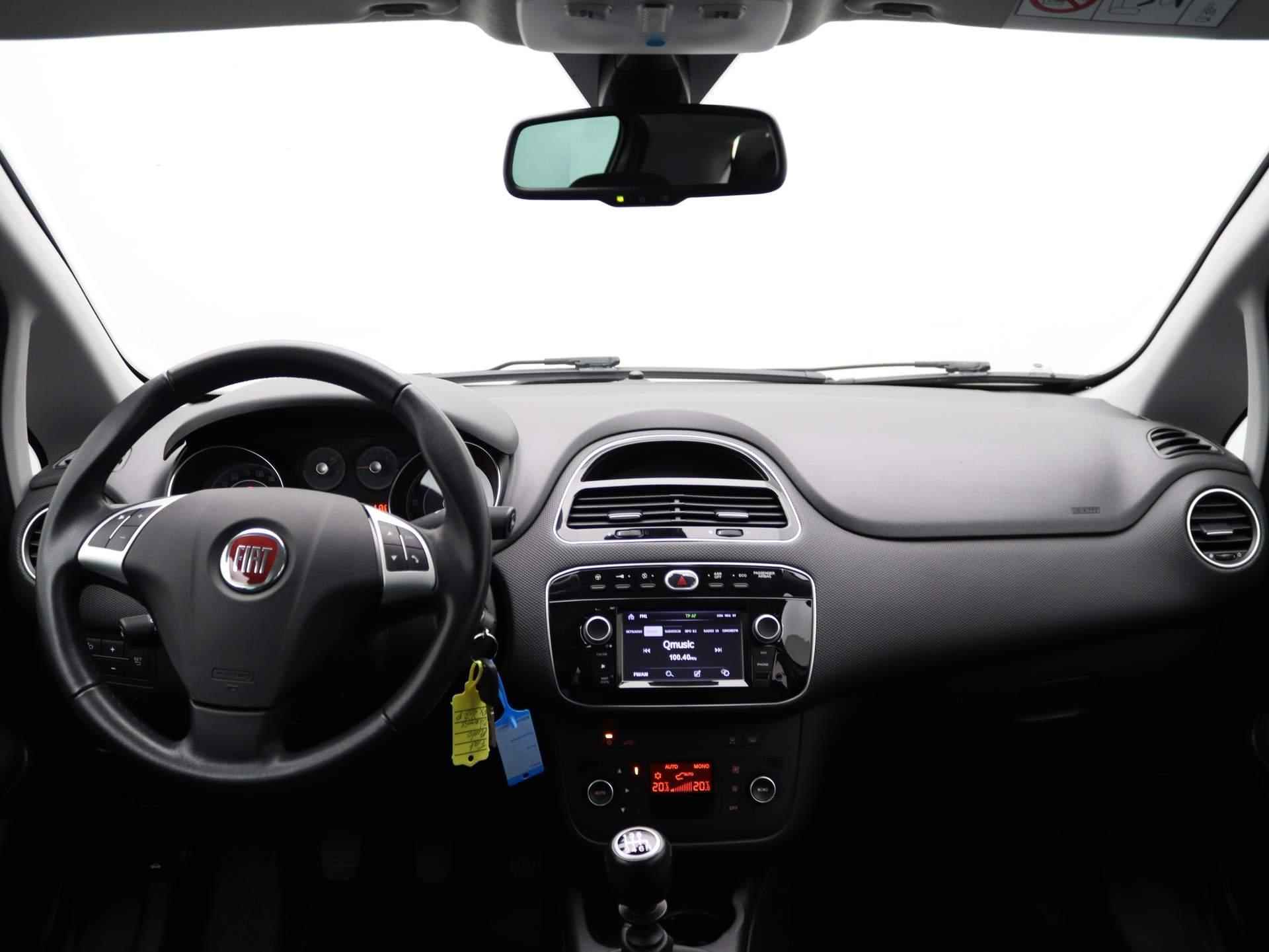 Fiat Punto Evo 0.9 TwinAir Sempre | Navigatie | Climate Control | Parkeersensoren | - 30/42