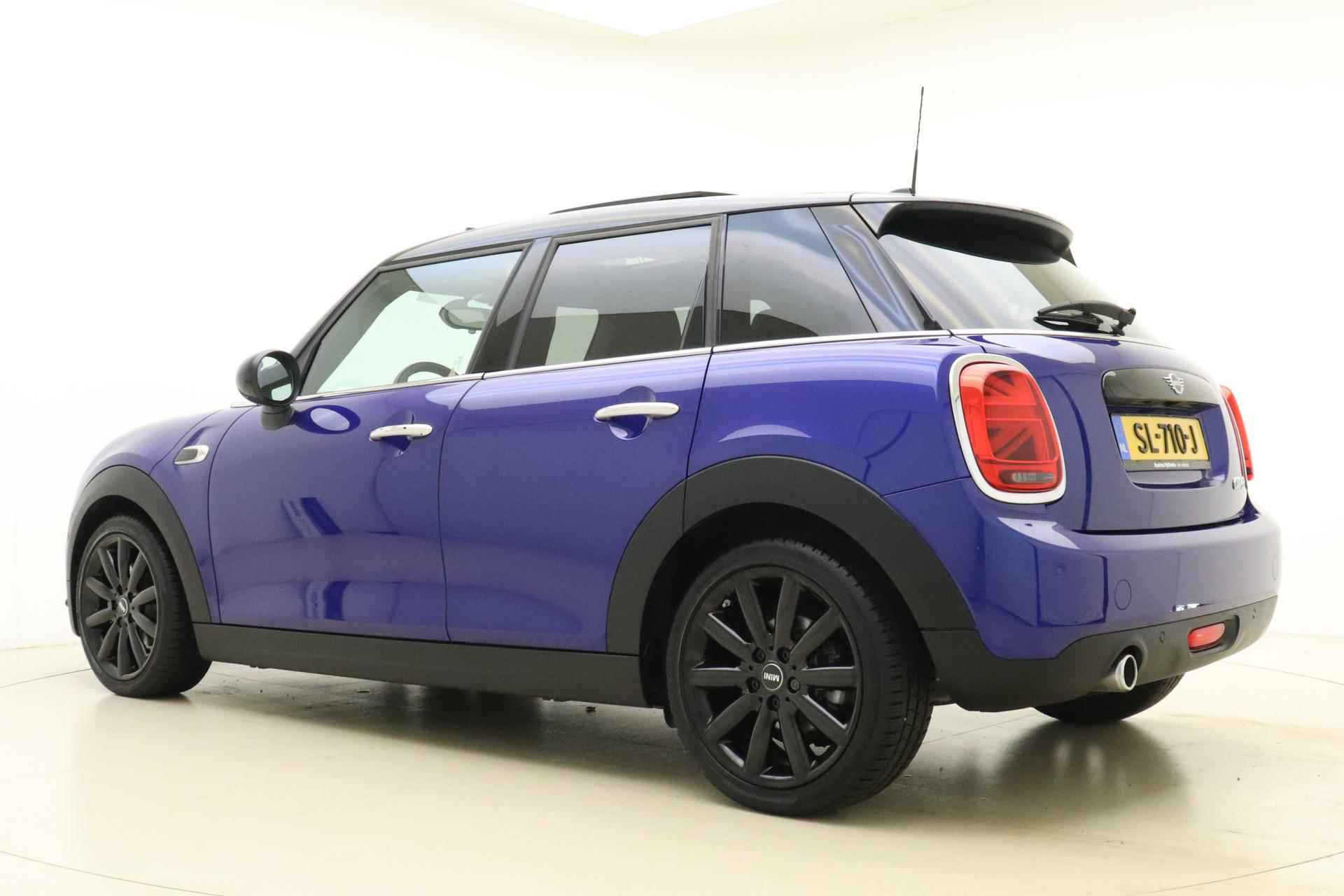 Mini Mini 1.5 Cooper Chili Automaat | Navigatie | electrisch glazen dak | Keyless | Zwart dak | Climate control | Weinig kilometers - 13/39