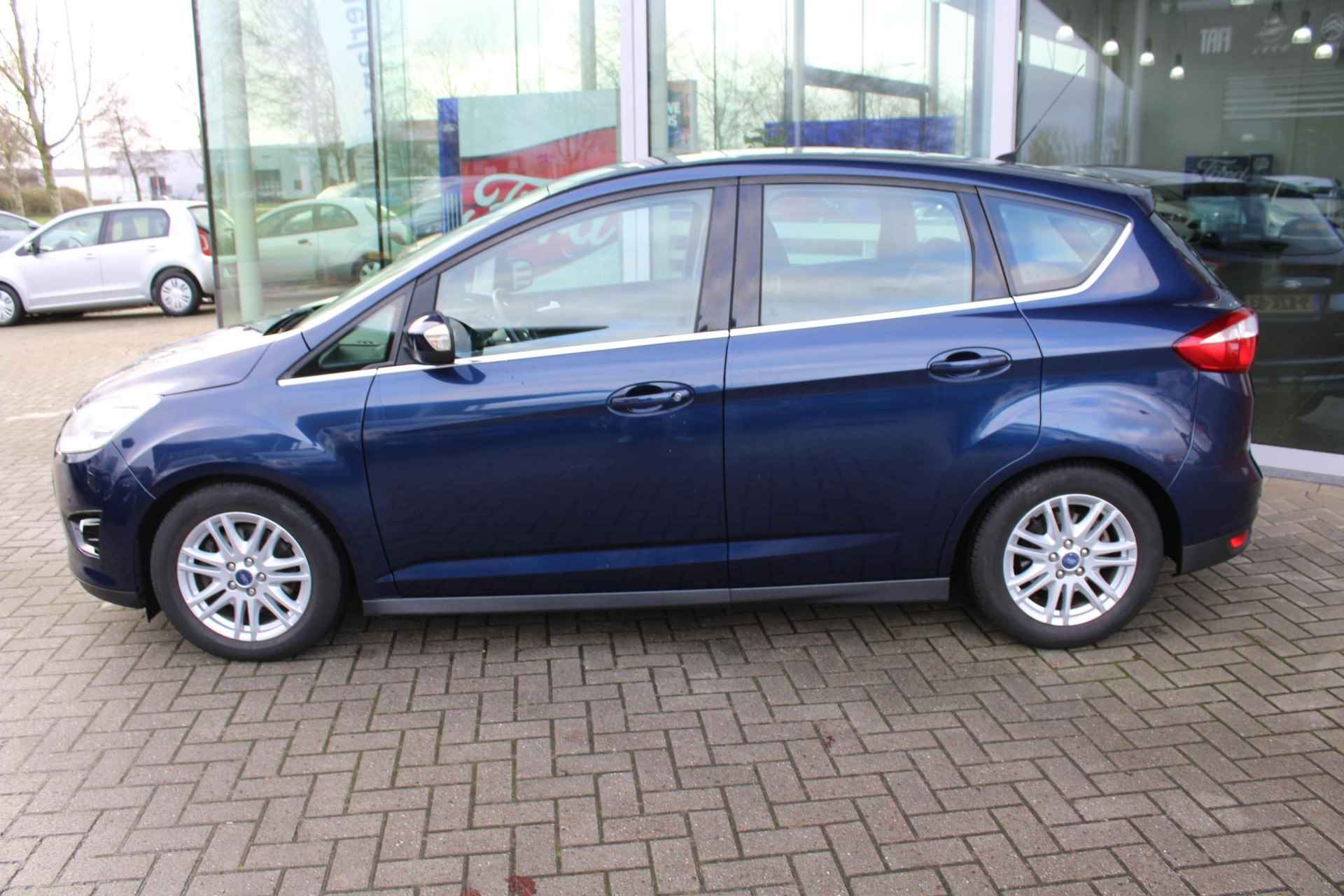 Ford C-Max 1.6 EcoBoost 150 PK Titanium | Trekhaak | Navigatie | Climate Control | PDC V + A | Cruise Control | Voorruitverwarming | Winterbandenset | 75DKM! - 6/25