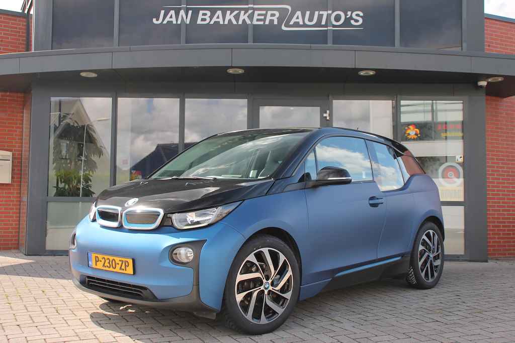 BMW I3