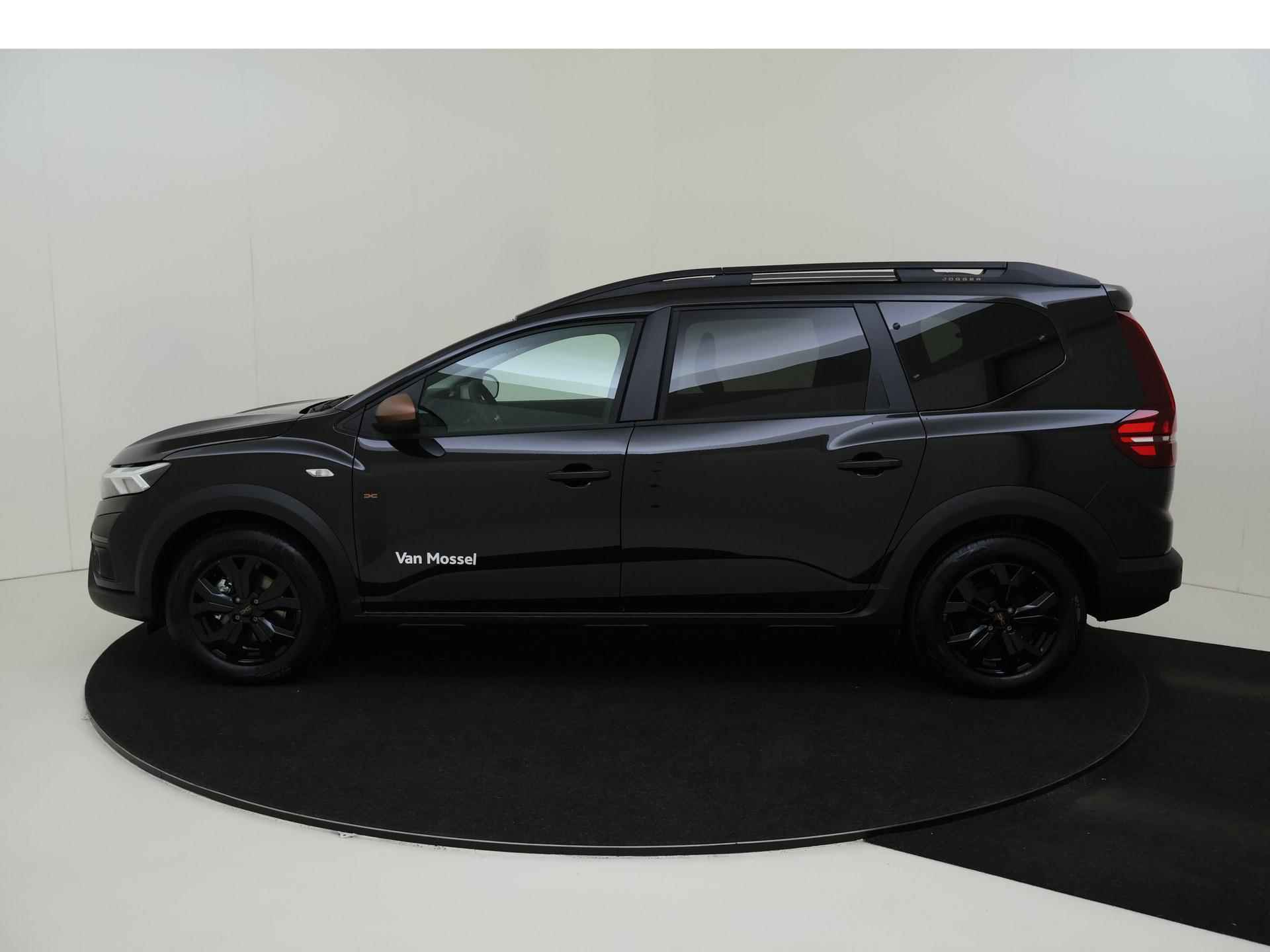 Dacia Jogger 1.6 Hybrid 140 Extreme 7persoons | Navigatie | Pack Assist | Stoelverwarming | - 2/27