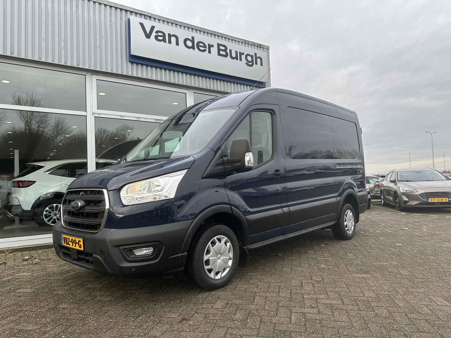 Ford Transit 290 2.0 TDCI L2H2 Trend - 2/44