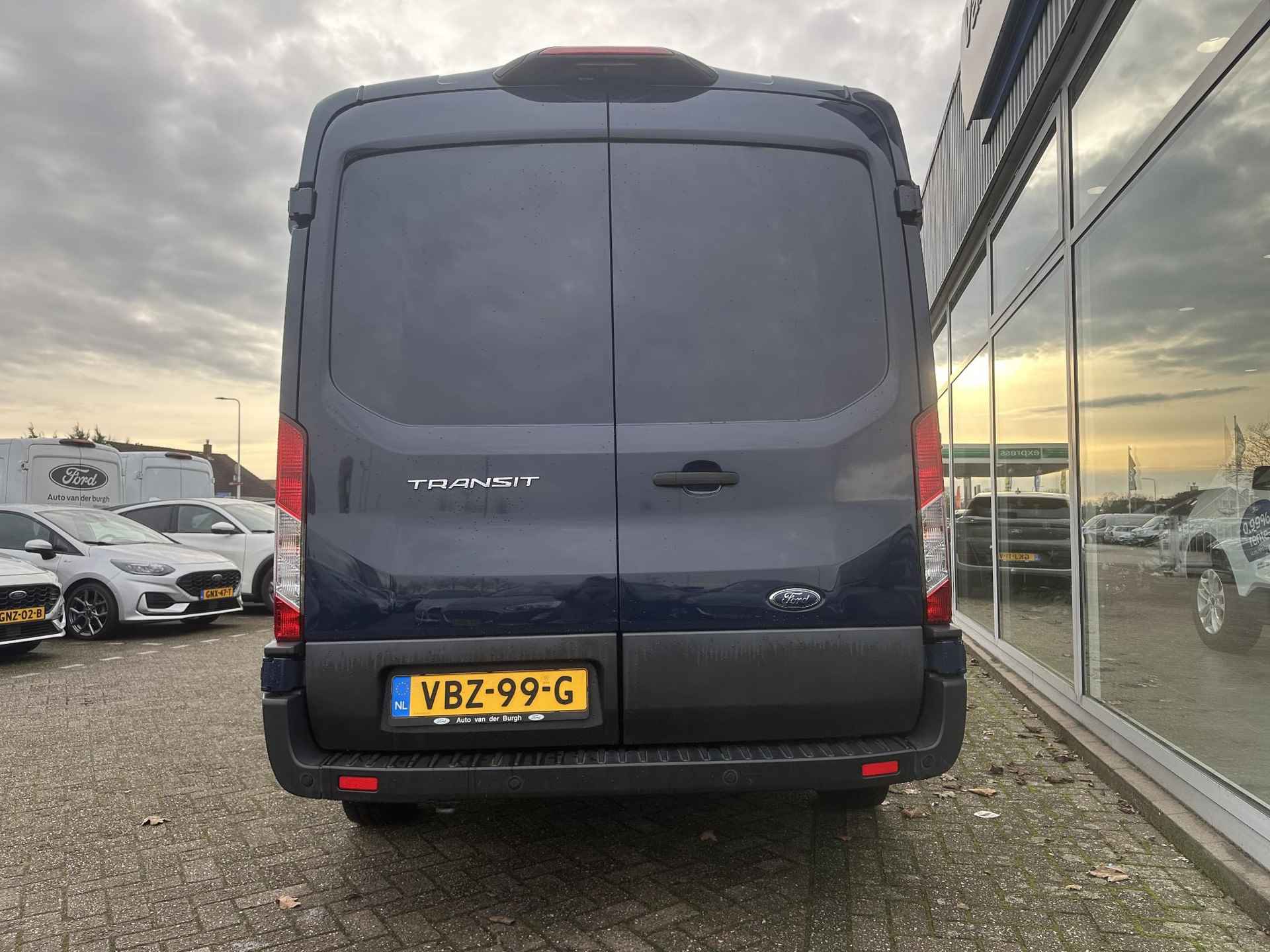 Ford Transit 290 2.0 TDCI L2H2 Trend - 7/44