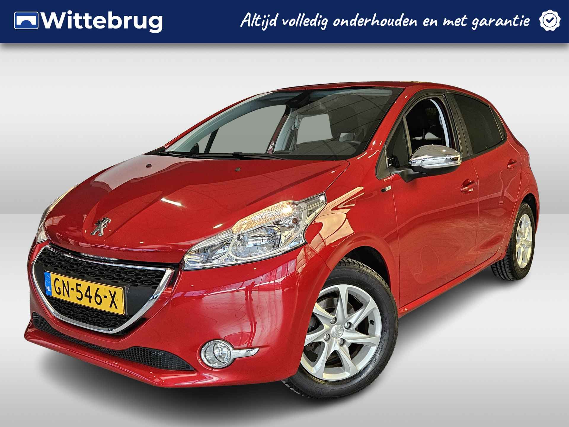 Peugeot 208 1.2 PureTech Style Pack | Navigatie | Bluetooth | Parkeersensoren | Cruise Control | Lichtmetalen Velgen |