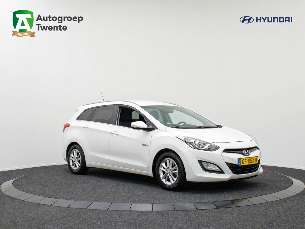 Hyundai i30 Wagon 1.6 GDI i-Motion Plus | Navigatie | Climate control