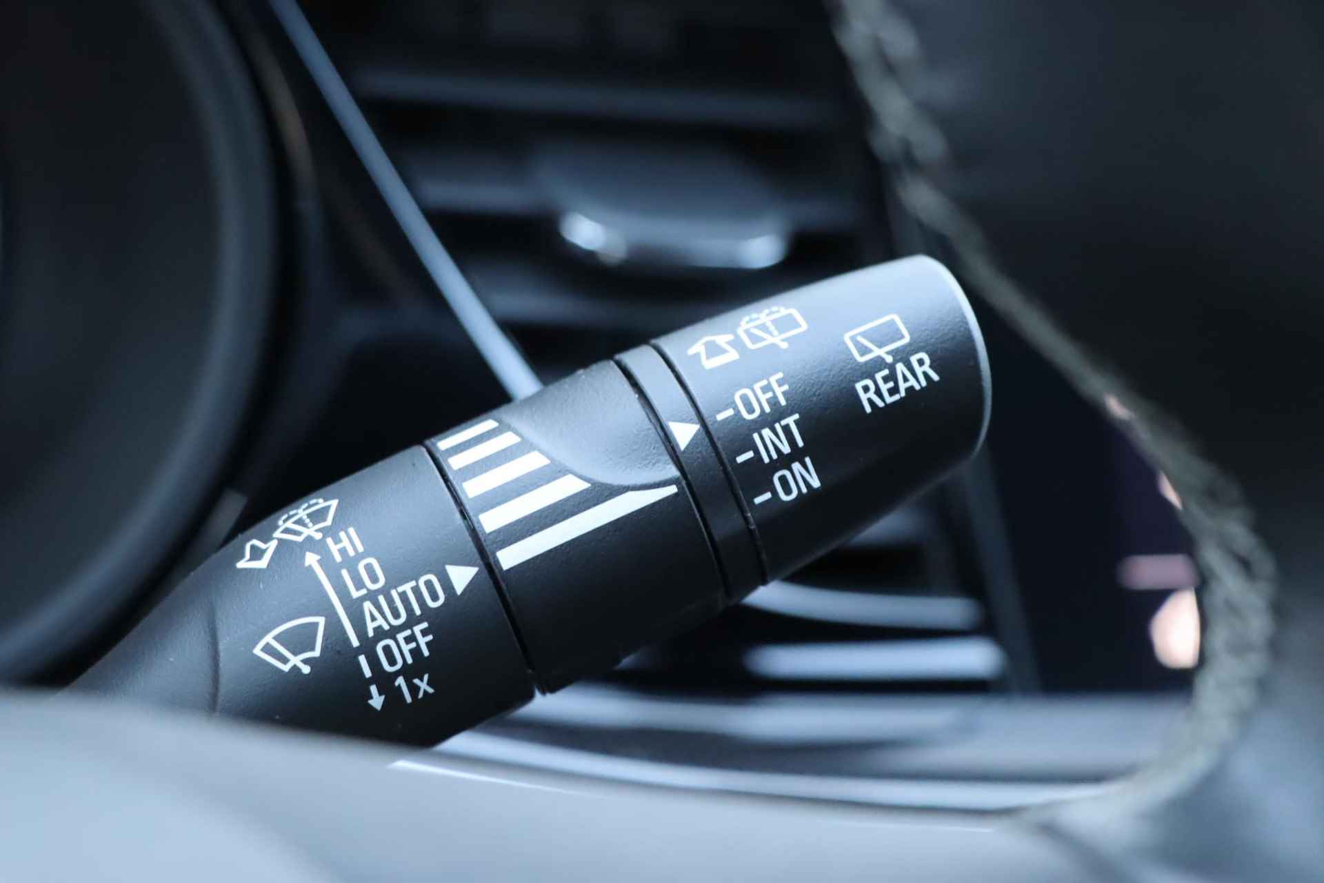 Opel Insignia Sports Tourer 2.0 Turbo Business Automaat | 1500 kg trekgewicht | Dodehoek detectie | Stoelverwarming | Navigatie | Parkeersensoren | Climate Control | - 14/40