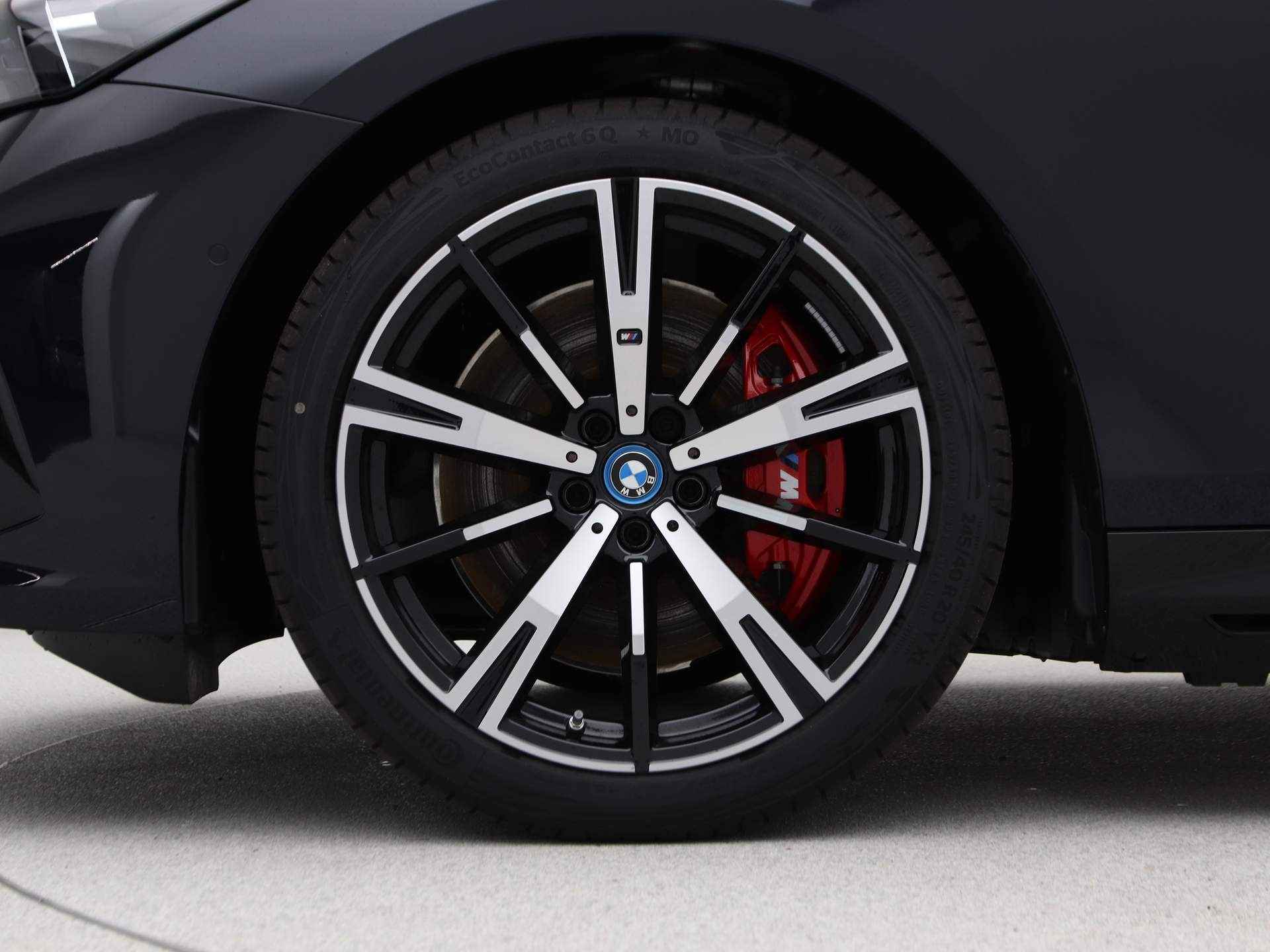 BMW i5 eDrive40 Touring M Sport Edition M Sportpakket Pro - 18/23