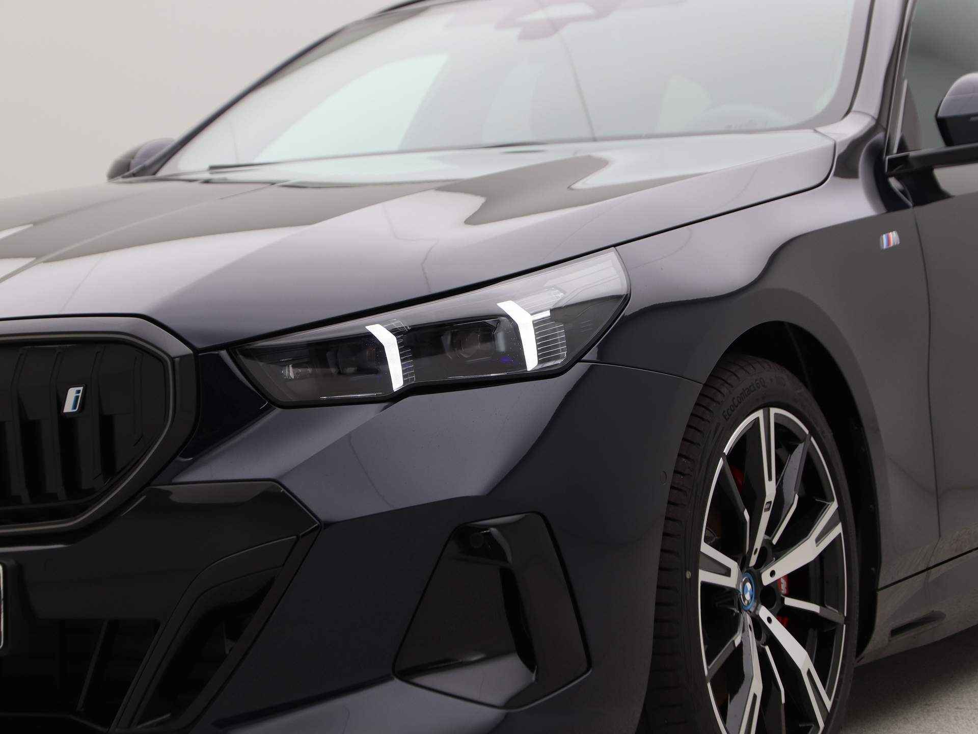 BMW i5 eDrive40 Touring M Sport Edition M Sportpakket Pro - 19/23