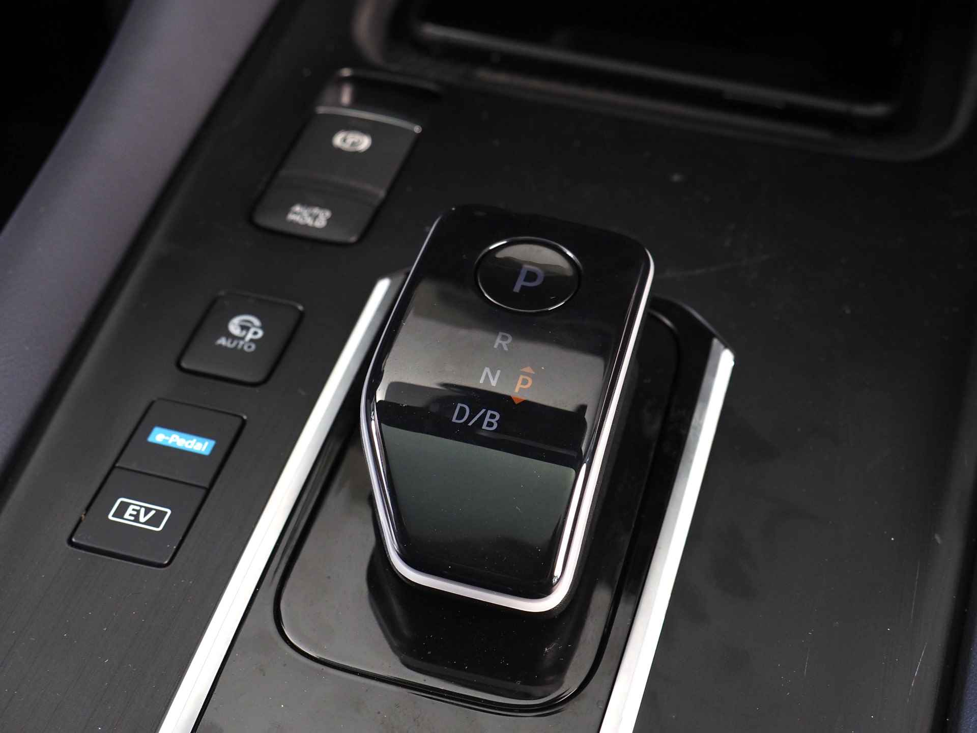 Nissan QASHQAI 1.5 e-Power Business Premium | 360° Camera | Panoramadak | Apple CarPlay/ Android Auto - 27/36