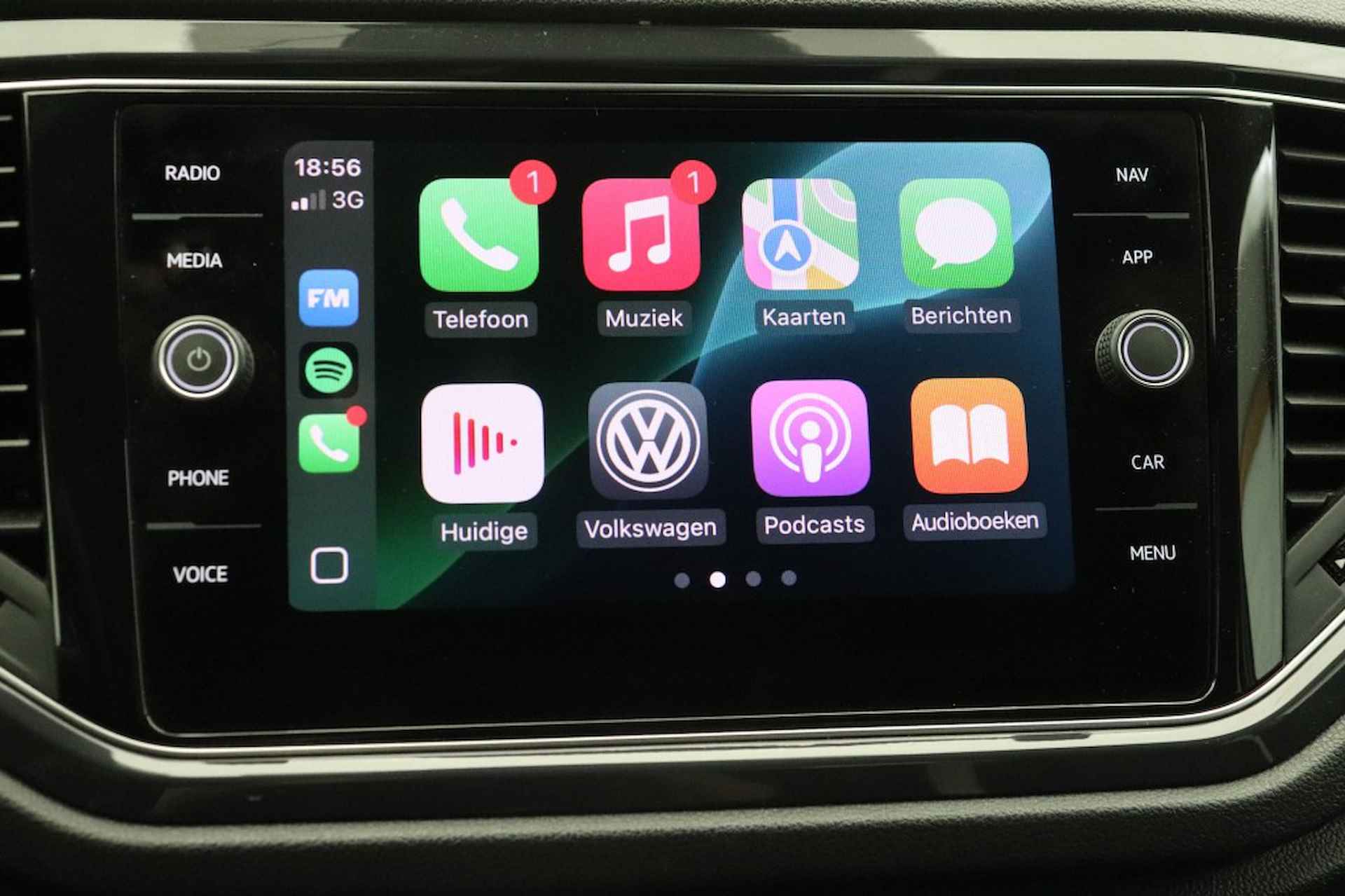 VOLKSWAGEN T-roc 1.5 TSI Sport Automaat - Carplay, Digital Cockpit, Stoelverw. - 5/28