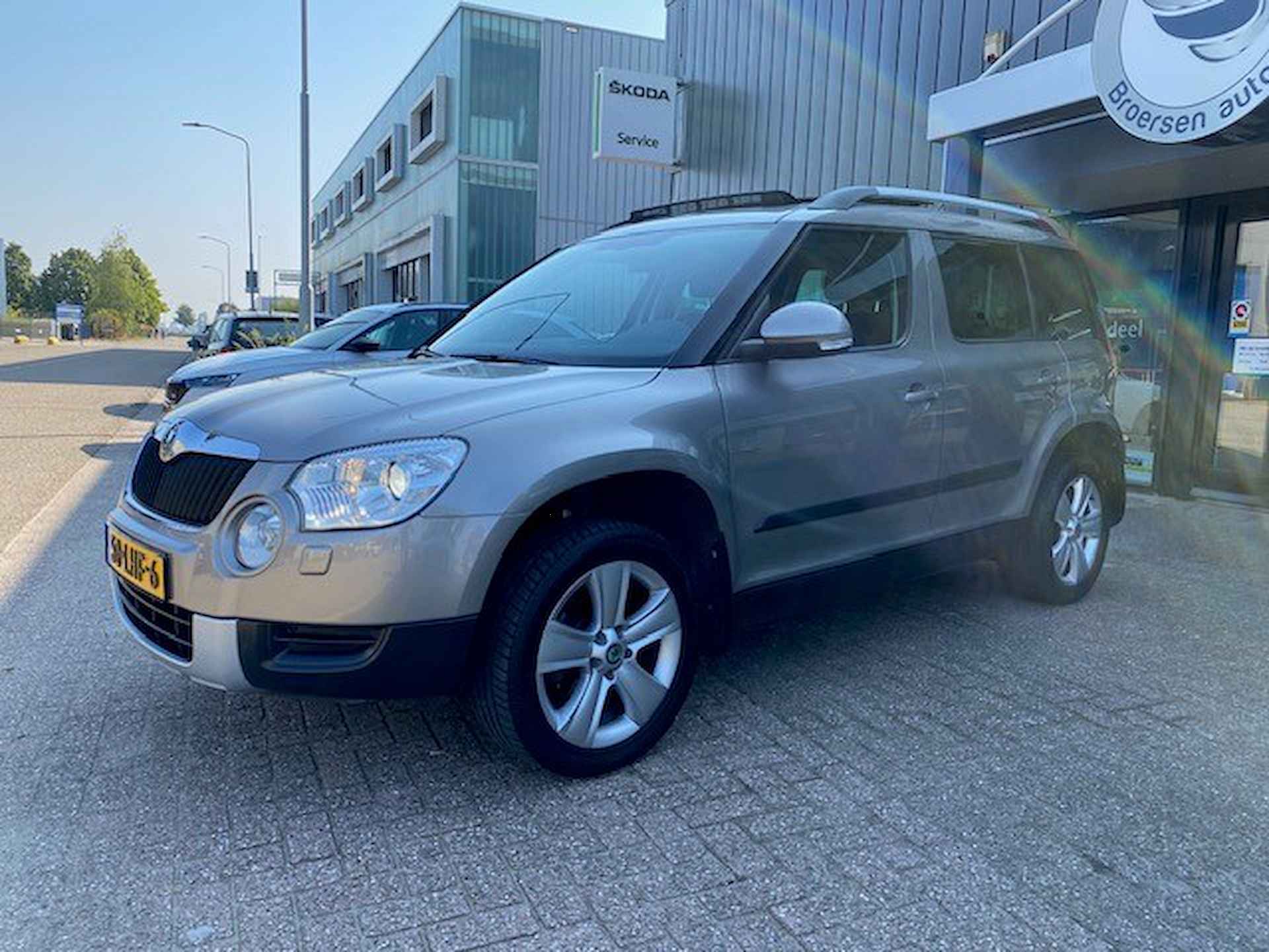 SKODA Yeti 1.2 TSI 105pk Aut. Elegance met Pano en trekhaak - 4/32