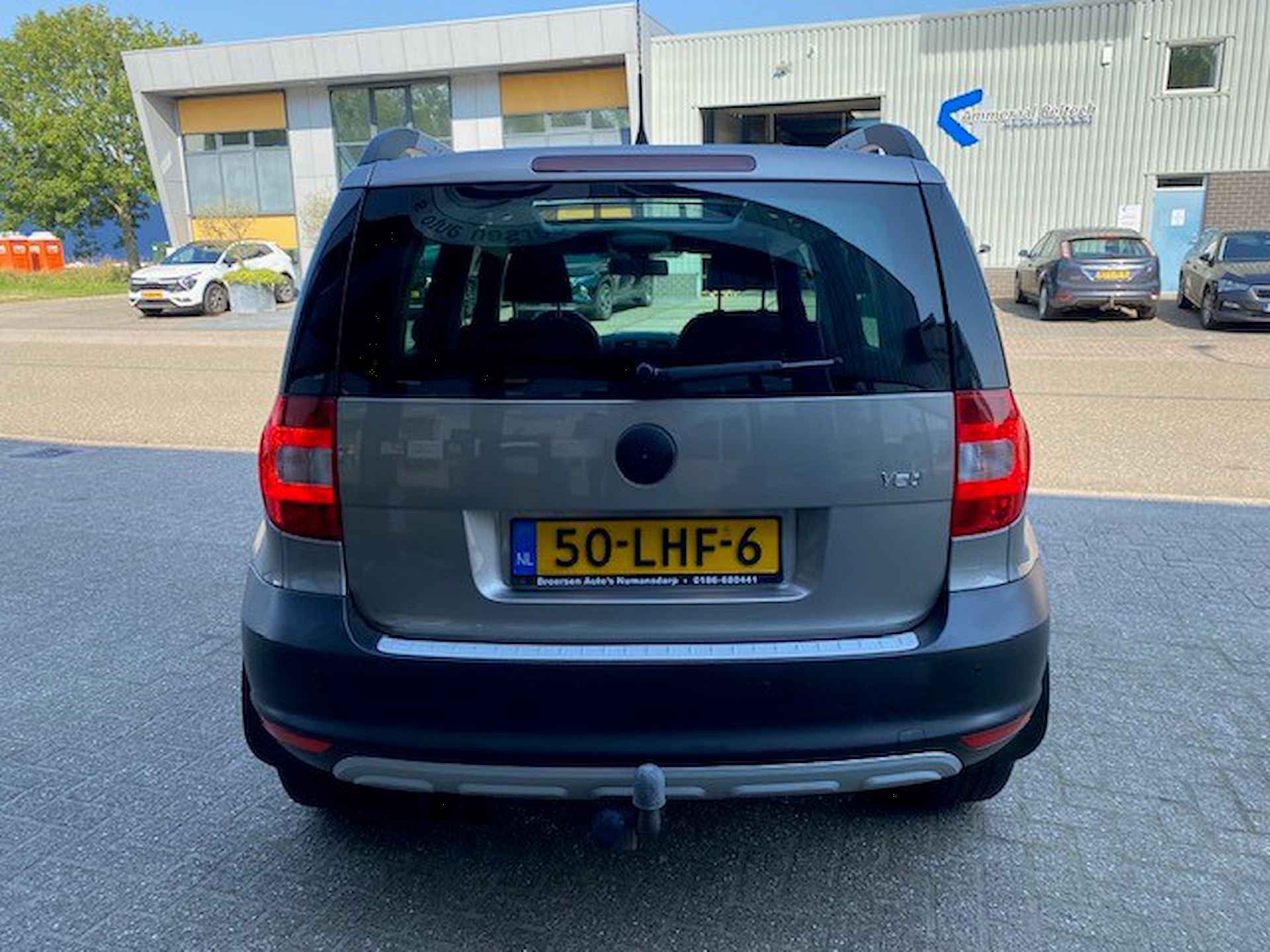 SKODA Yeti 1.2 TSI 105pk Aut. Elegance met Pano en trekhaak - 7/32