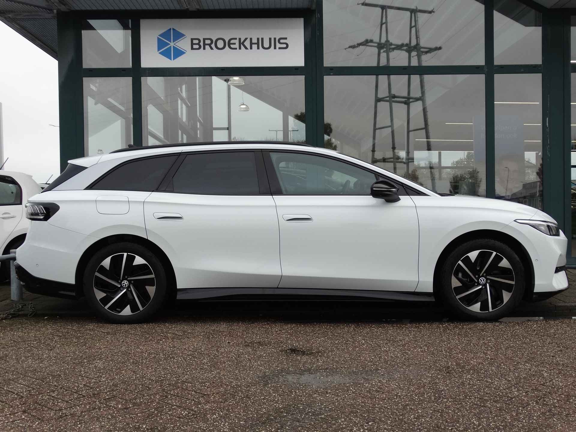 Volkswagen ID.7 Tourer Pro Business | Inclusief € 2000,- inruilvoordeel - 9/23