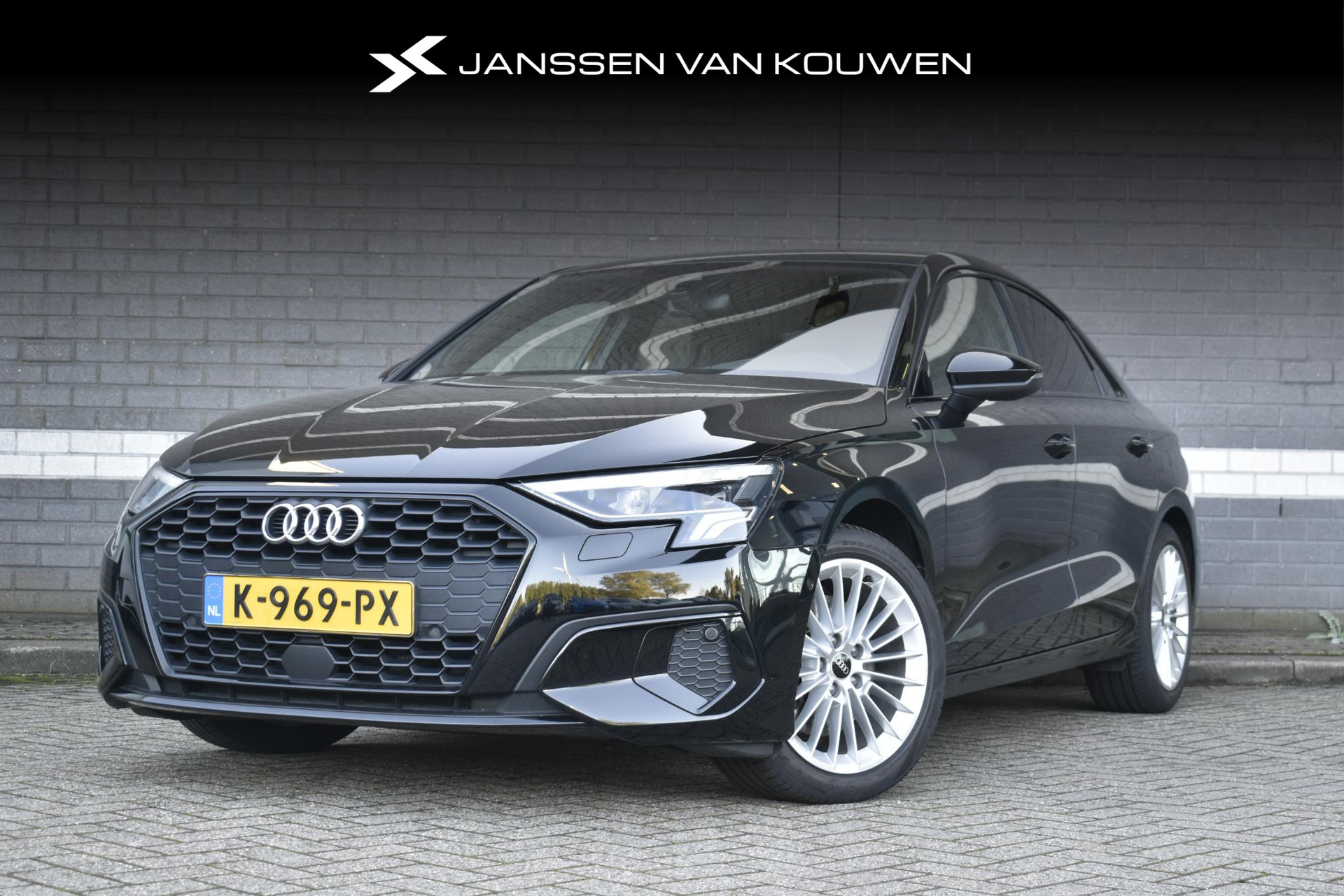 Audi A3 Limousine 30 TFSI Business edition / Bang & Olufsen / Sfeerverlichting / Carplay / Automaat