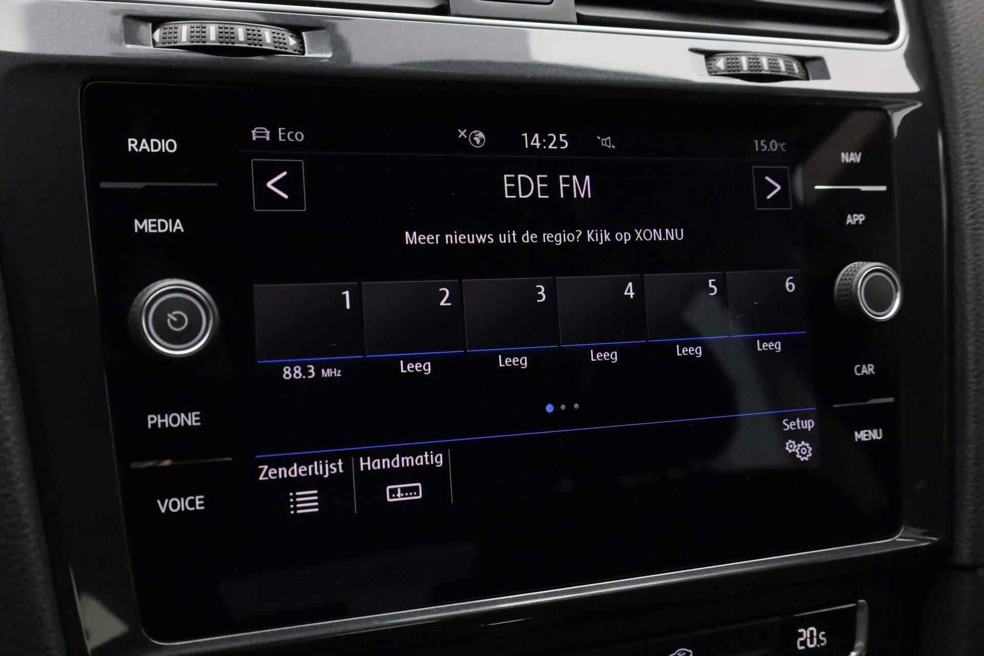 Volkswagen e-Golf 136PK | Navi | ACC | Parkeersensoren voor/achter | Clima - 28/40