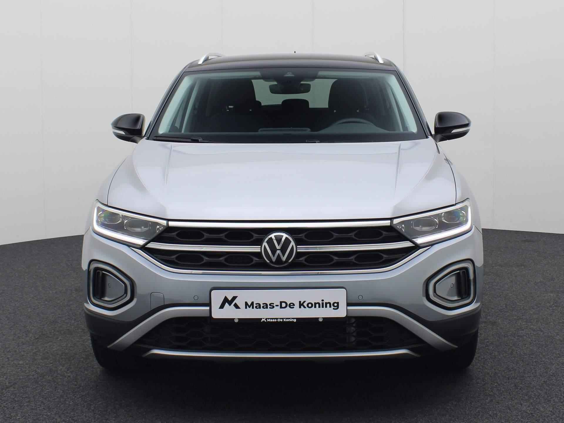 Volkswagen T-Roc 1.5TSI/150PK Style DSG · Navigatie · Parkeersensoren · Trekhaak · Garantie tot januari 2026 - 30/38