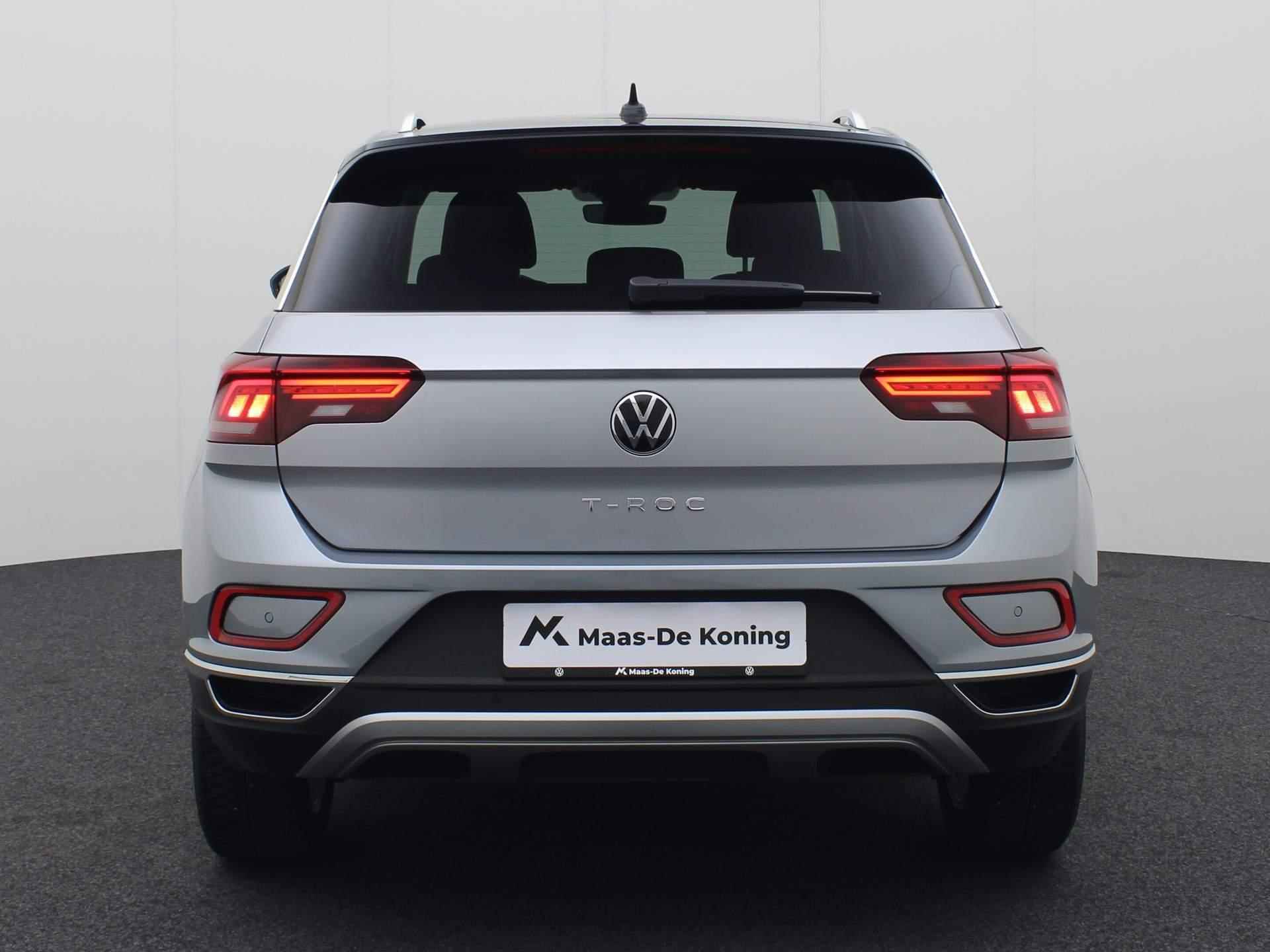 Volkswagen T-Roc 1.5TSI/150PK Style DSG · Navigatie · Parkeersensoren · Trekhaak · Garantie tot januari 2026 - 34/38