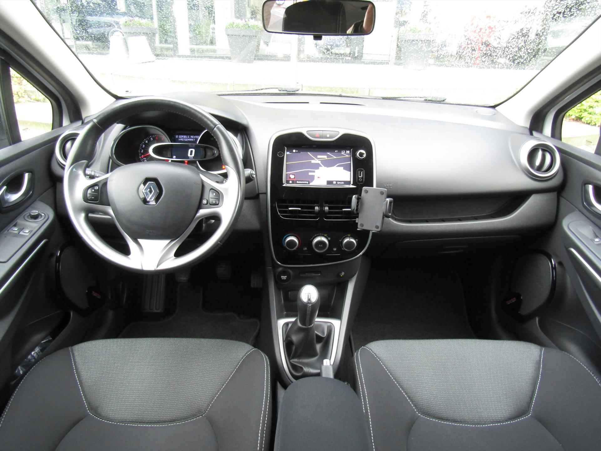 RENAULT Clio TCe 90pk Night & Day / Navigatie / Cruise-Control / Lmv - 7/27