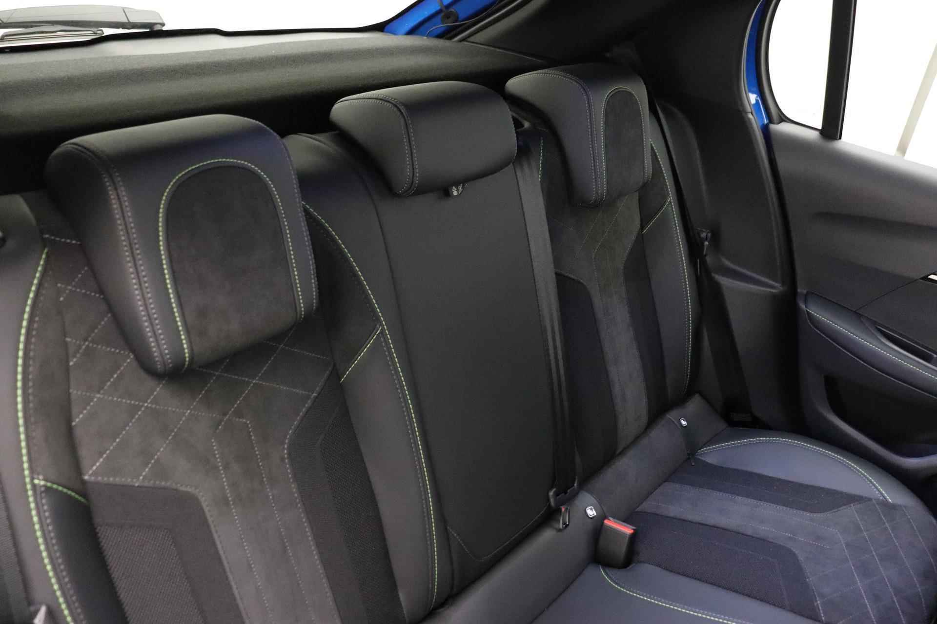 Peugeot e-208 EV GT Pack 50 kWh 130 pk 100% elektrisch automaat | 3D Cockpit | Climate control | Cruise control | LED verlichting | Bluetooth | Keyless start - 17/33