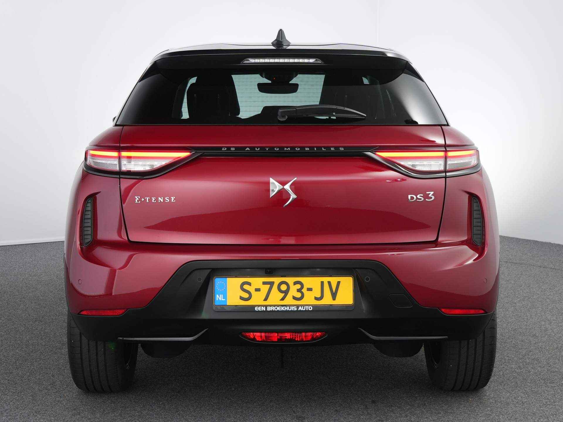 DS DS 3 E-Tense Opéra 54 kWh | Facelift | Leder | Camera 360 * | Carplay | Head-Up display | Massage functie | Stoel Verwarming - 6/34