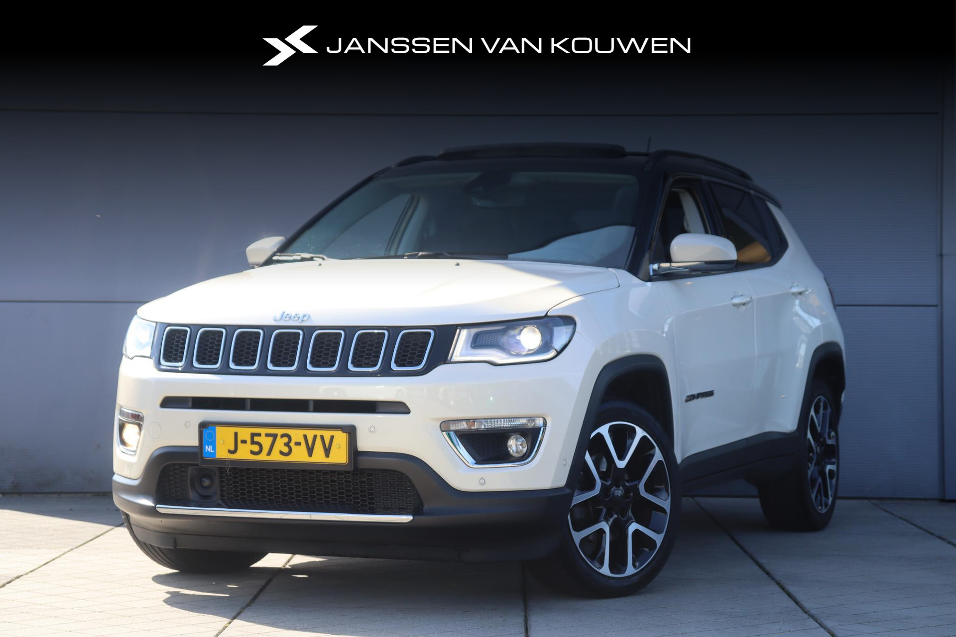 Jeep Compass 1.3T Limited / Navigatie / Schuifdak / Camera / Historie / 19''