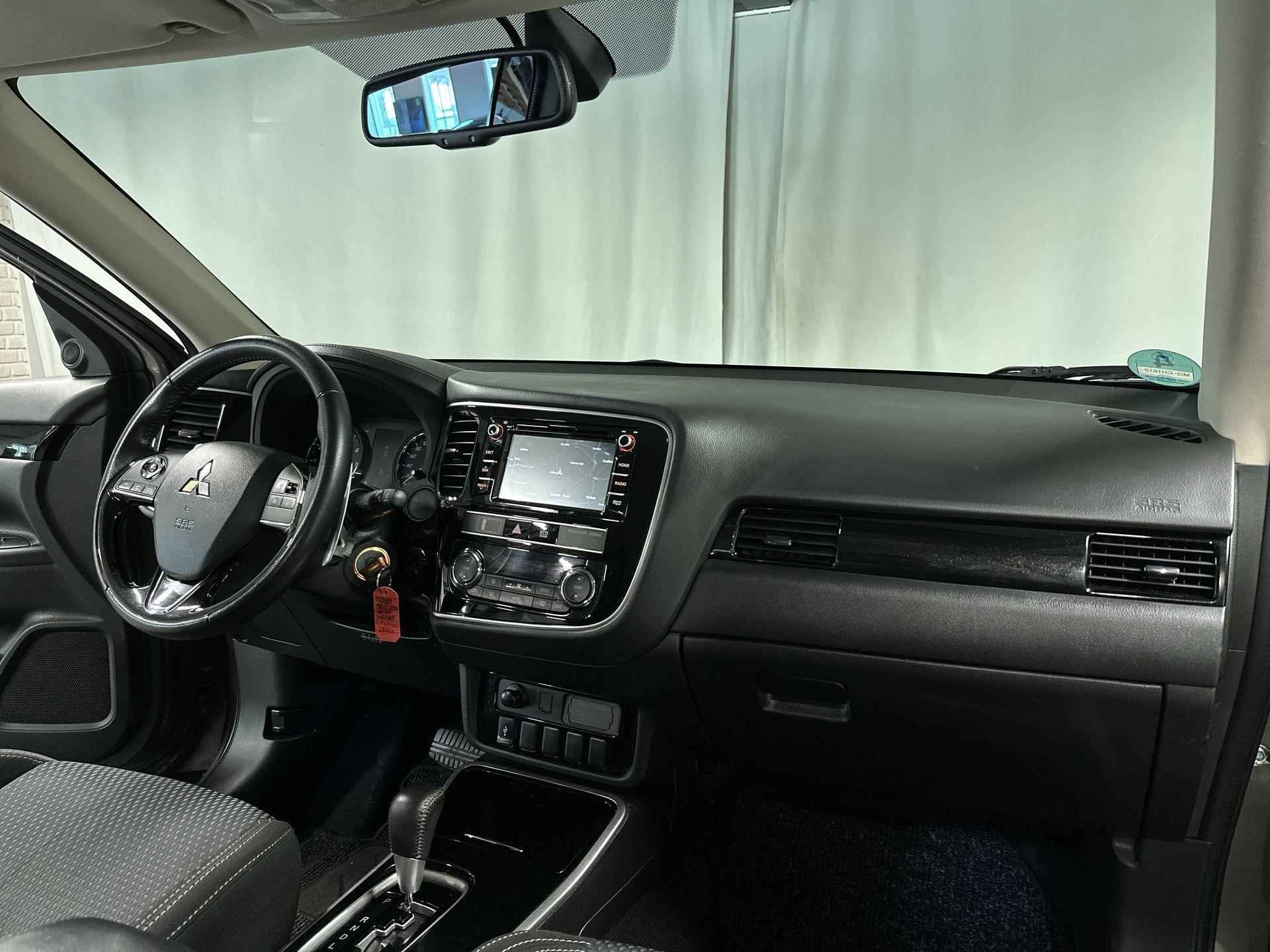 Mitsubishi Outlander 2.0 Connect Pro Navigatie Automaat - 6/40