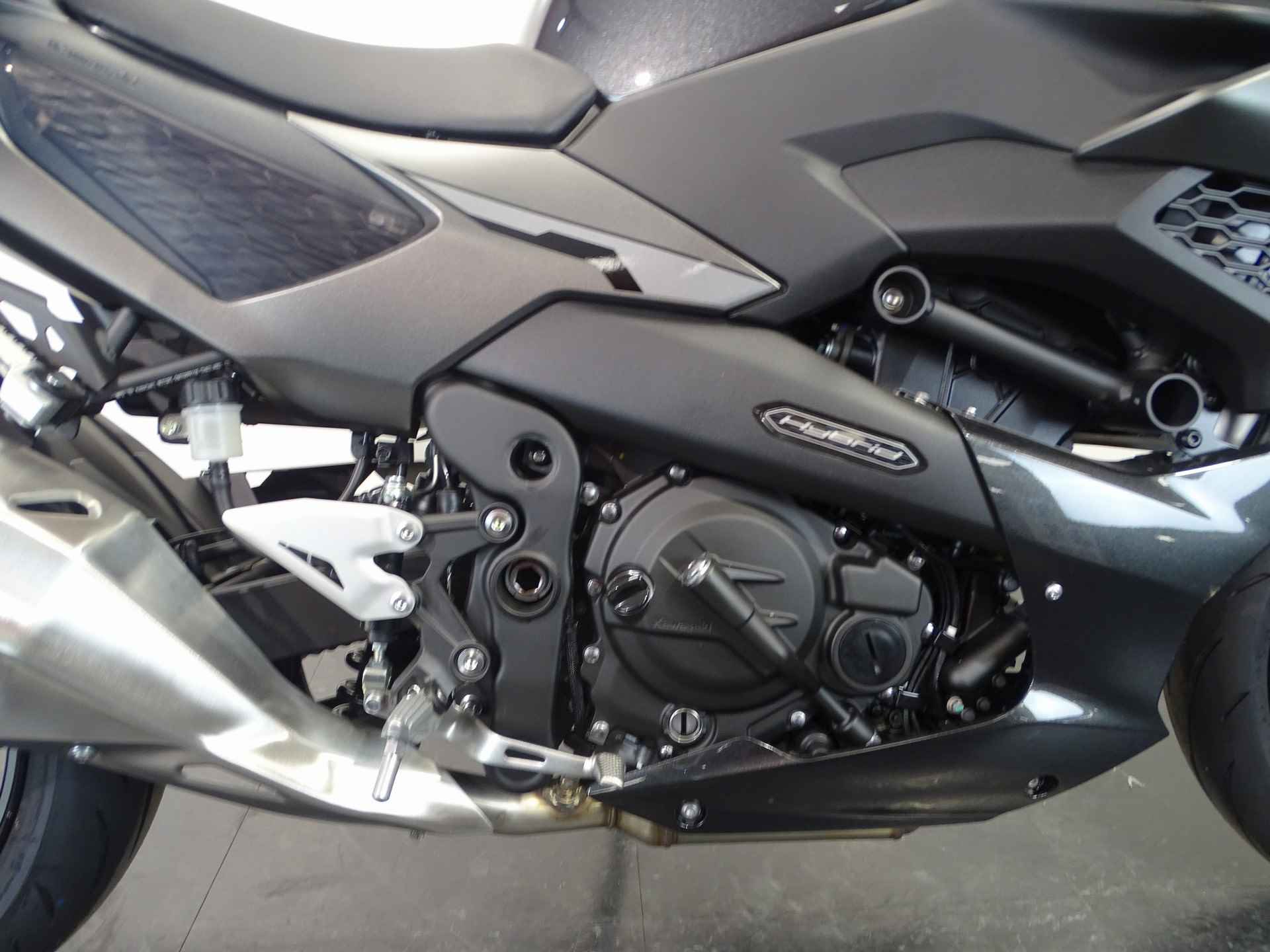 Kawasaki Z 7 HYBRID - 6/7