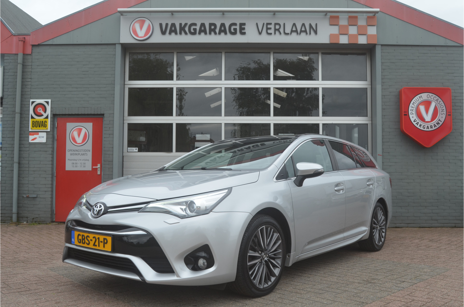 Toyota Avensis Sports leder pano. 1.8 VVT-i Executive Premium 12 mnd. gar.