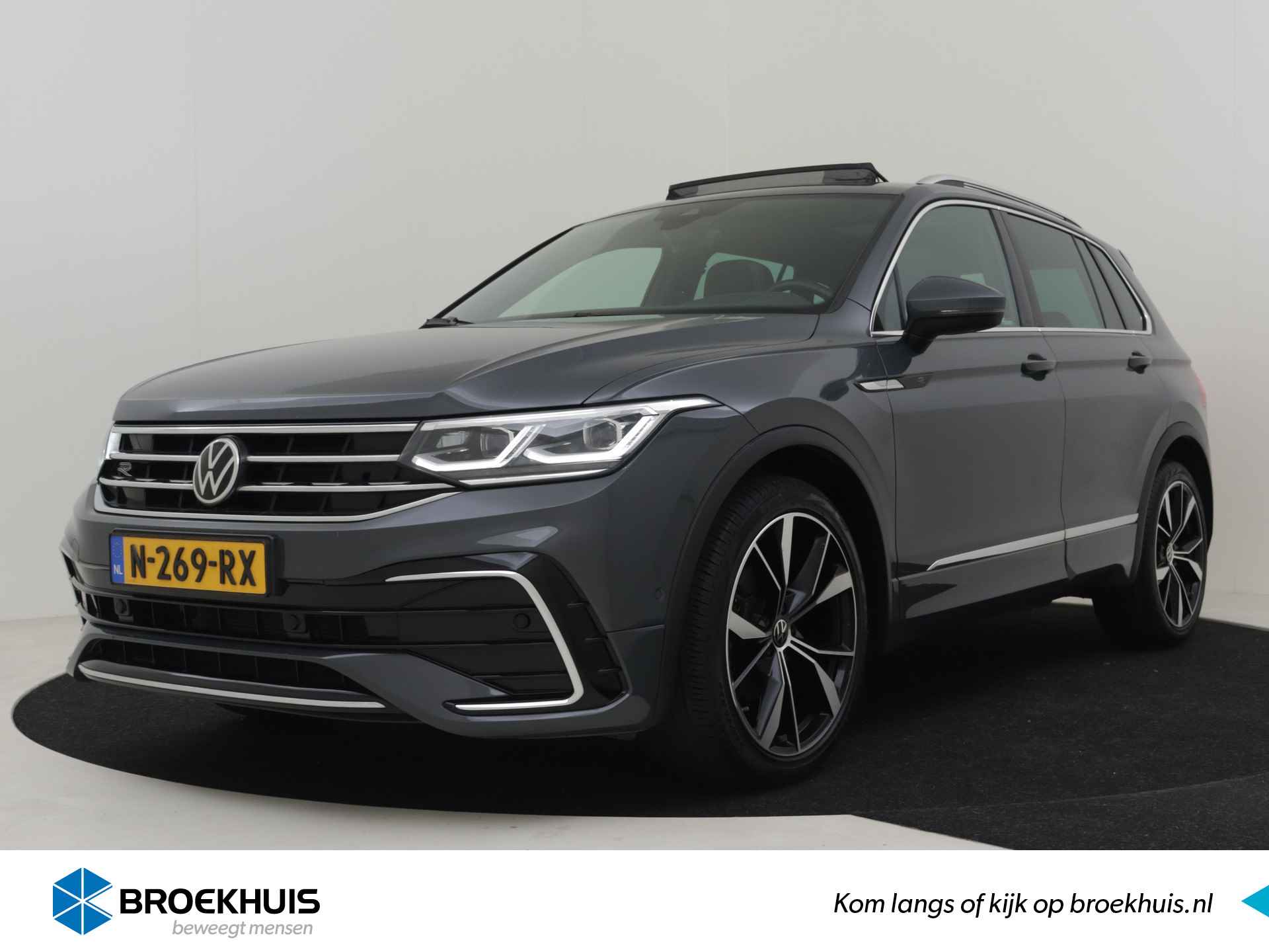 Volkswagen Tiguan 1.5 TSI 150pk R-Line | Airco | Achteruitrijcamera | Apple Carplay/Android auto | Cruise control adaptief | DAB-radio | Elektroni - 1/47