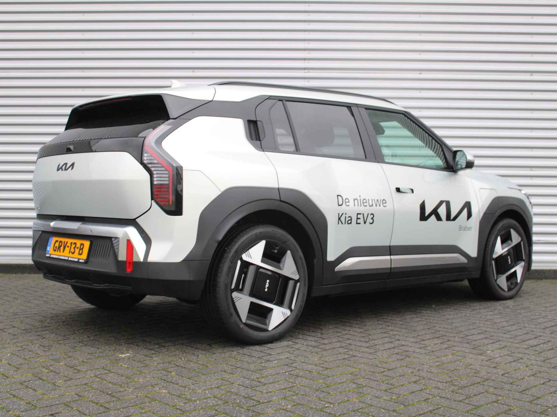 Kia EV3 Plus Advanced 58.3 kWh | Camera | 19" LM | Navi | Airco | - 5/42