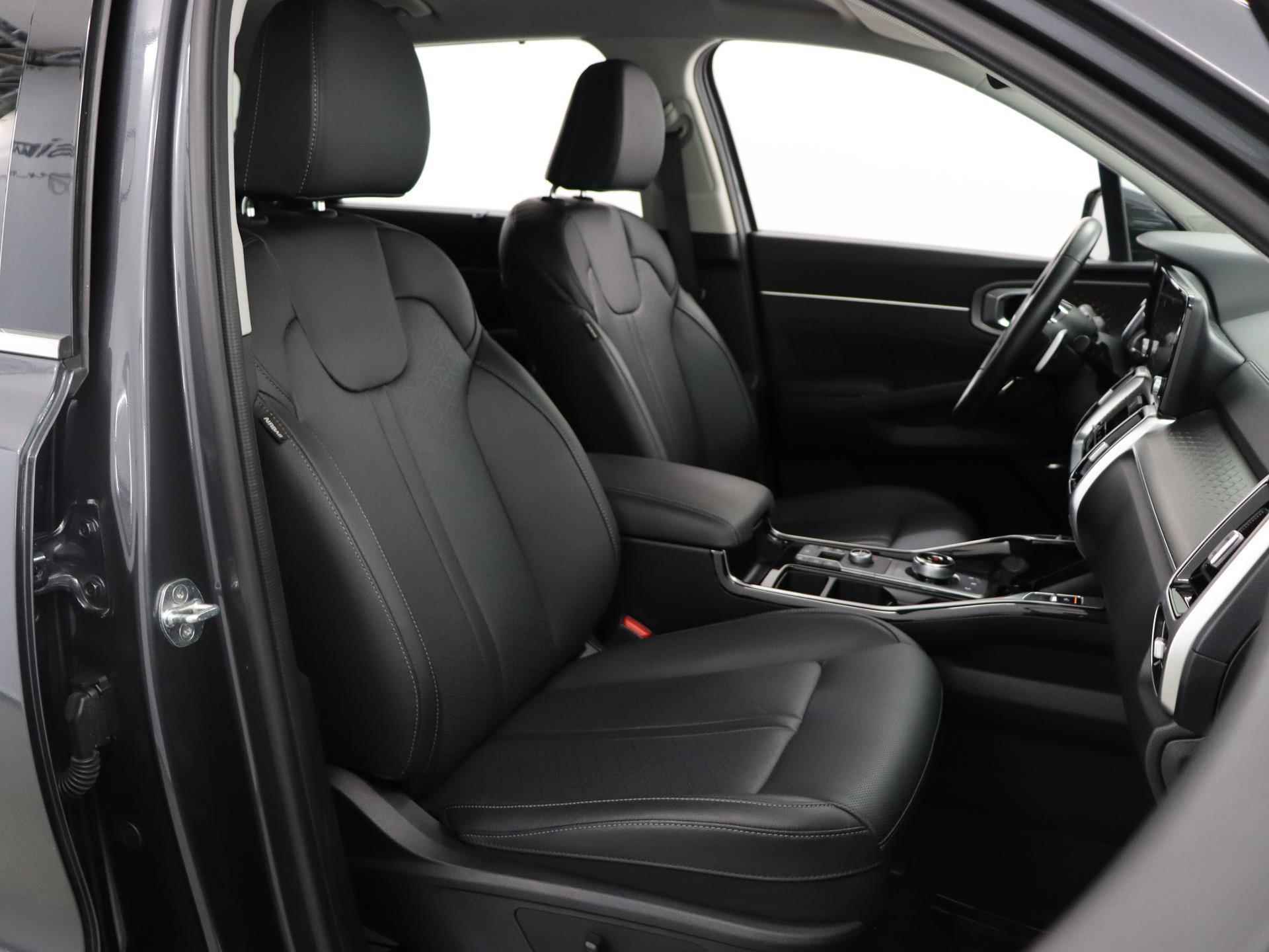 Kia Sorento 1.6 T-GDI Plug-in Hybrid 4WD DynamicPlusLine 7p. | Demo | Lederen Bekleding | Premium Audio (Bose) | Adaptieve Cruise Control | Elektrische Stoelverstelling - 11/49
