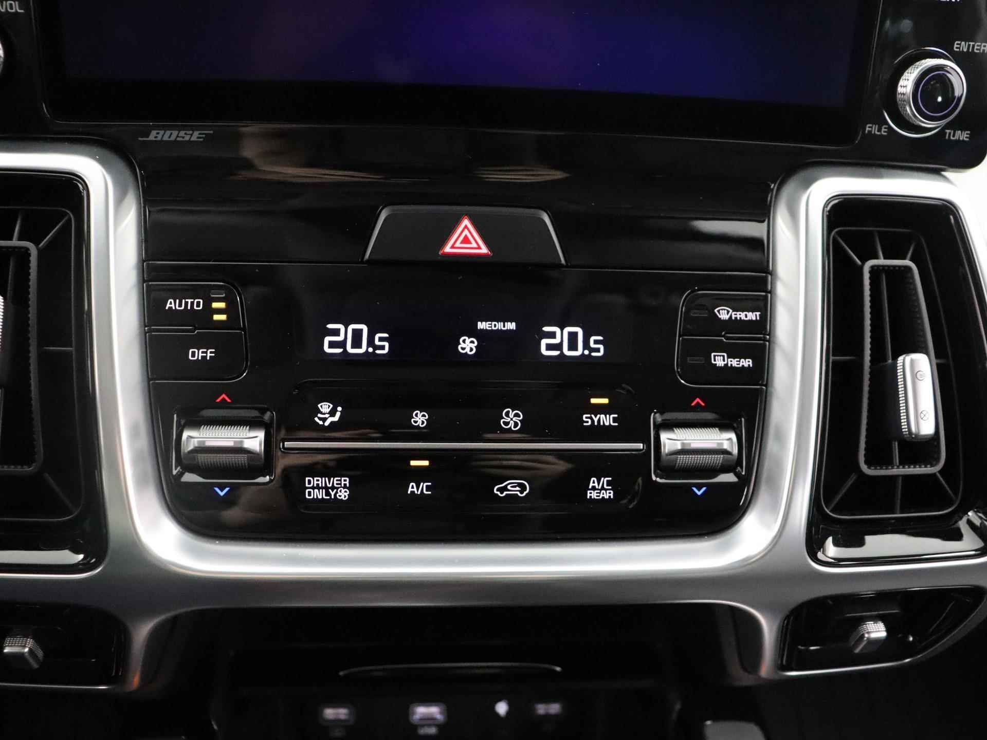 Kia Sorento 1.6 T-GDI Plug-in Hybrid 4WD DynamicPlusLine 7p. | Demo | Lederen Bekleding | Premium Audio (Bose) | Adaptieve Cruise Control | Elektrische Stoelverstelling - 27/49