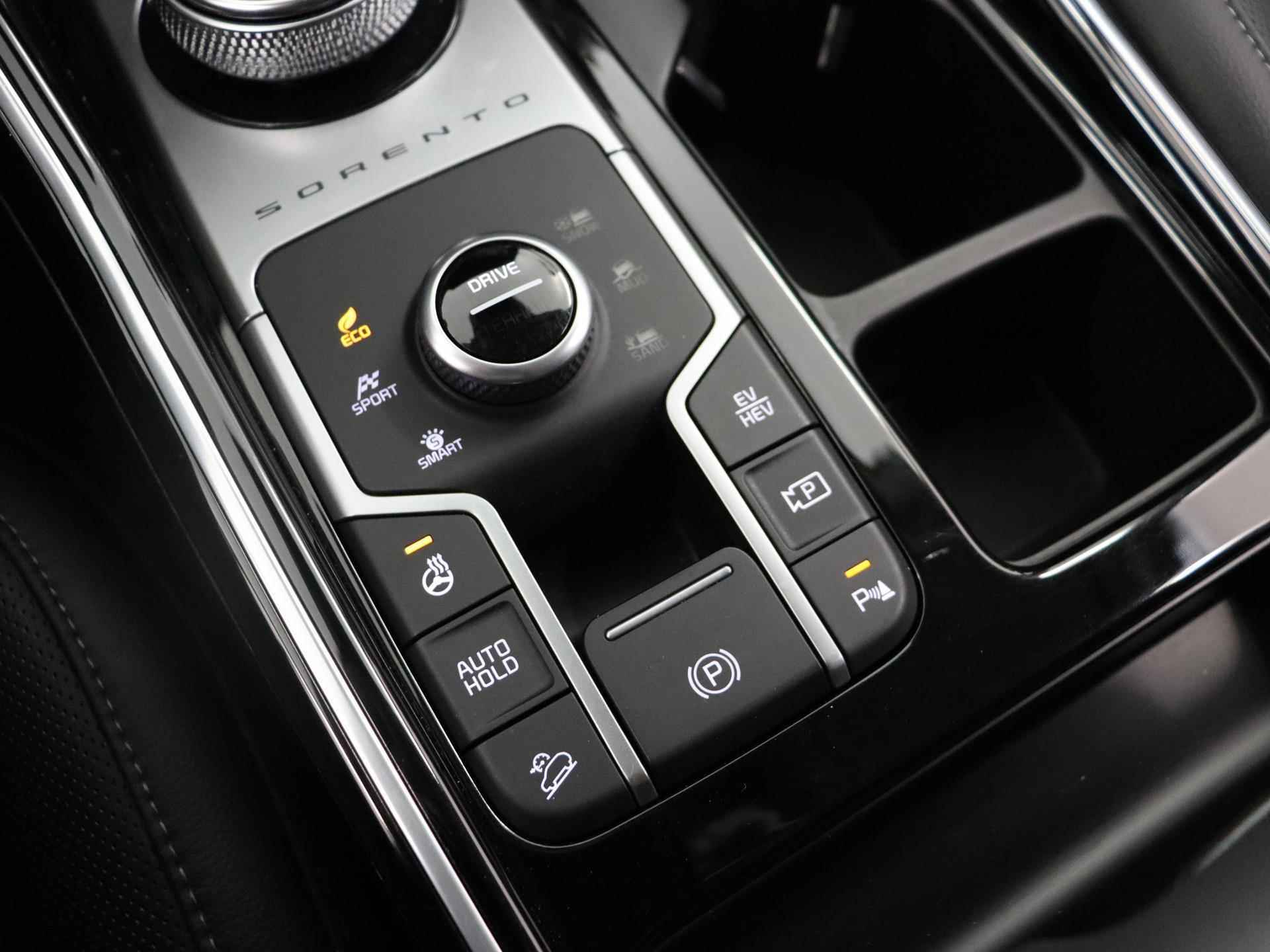 Kia Sorento 1.6 T-GDI Plug-in Hybrid 4WD DynamicPlusLine 7p. | Demo | Lederen Bekleding | Premium Audio (Bose) | Adaptieve Cruise Control | Elektrische Stoelverstelling - 29/49