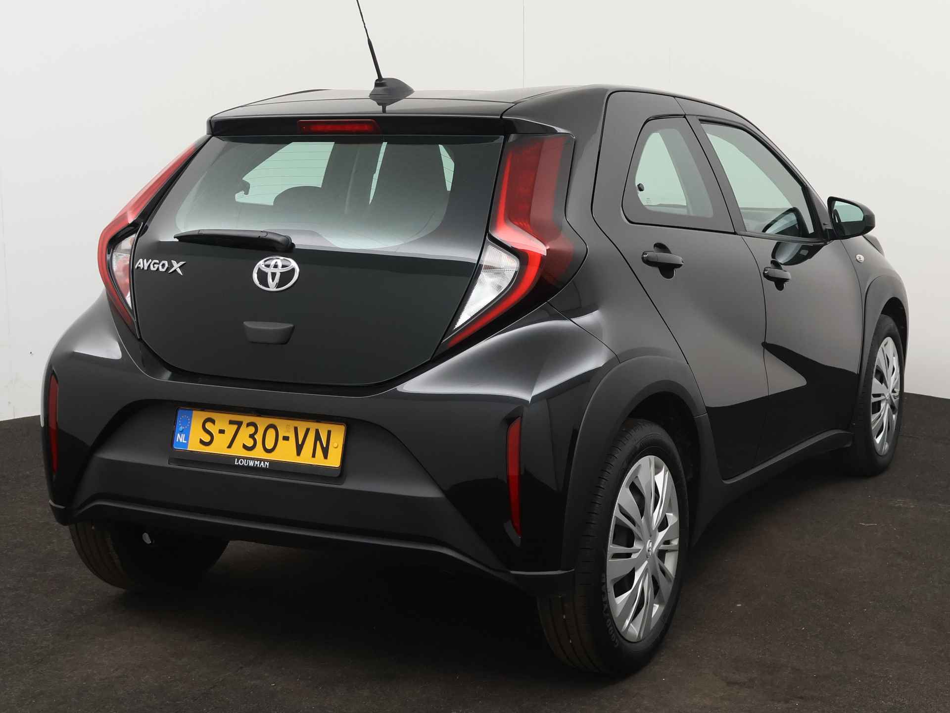 Toyota Aygo X 1.0 VVT-i MT play Parkeer Camera | Adaptive Cruise | Apple carplay | - 18/41