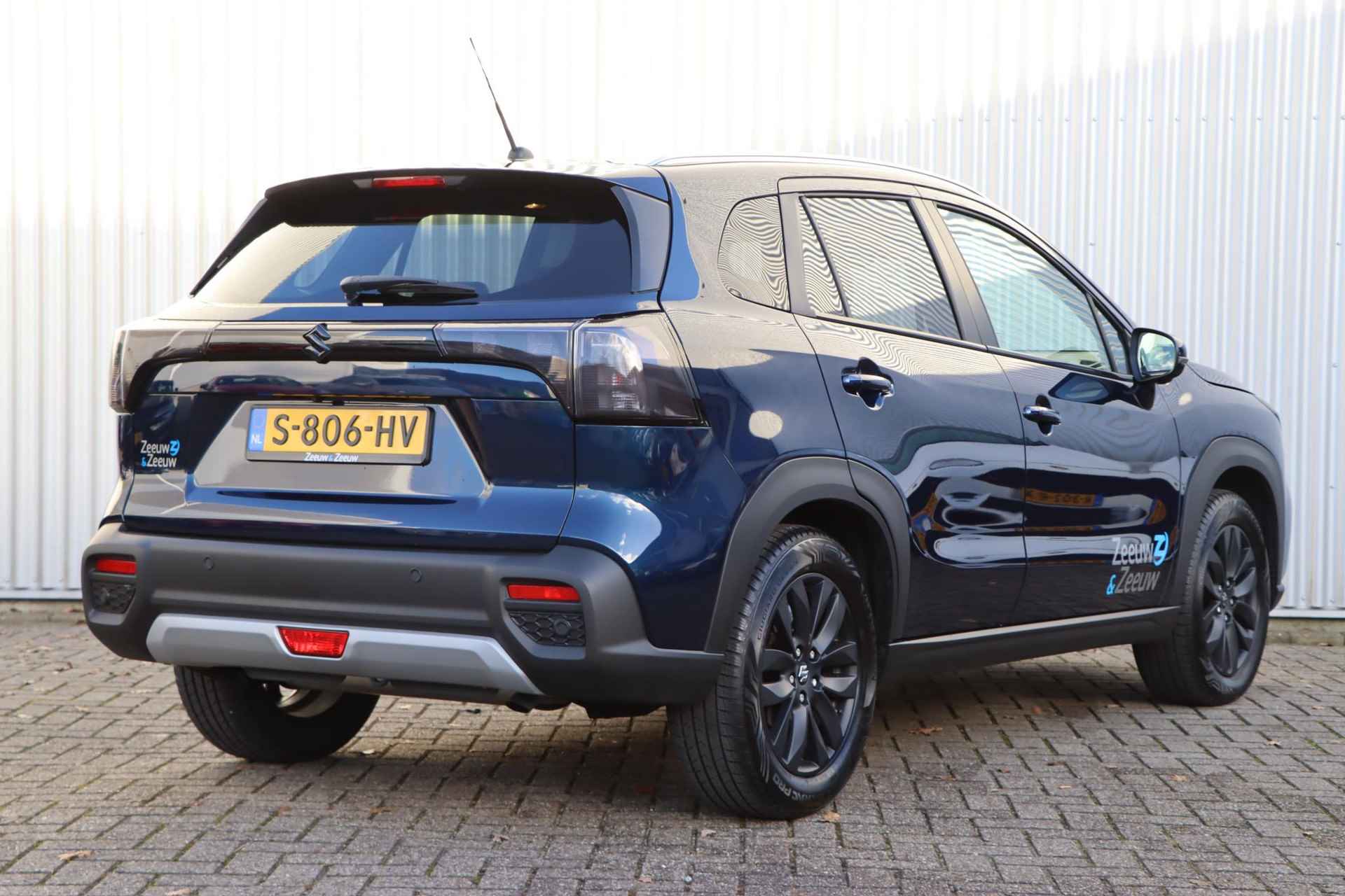 Suzuki S-Cross 1.4 Boosterjet Style Smart Hybrid | Panoramisch schuif/kanteldak | 360 graden camera | Adaptieve cruise control | Stoelverwarming | Zwarte lichtmetalen velgen | - 6/35