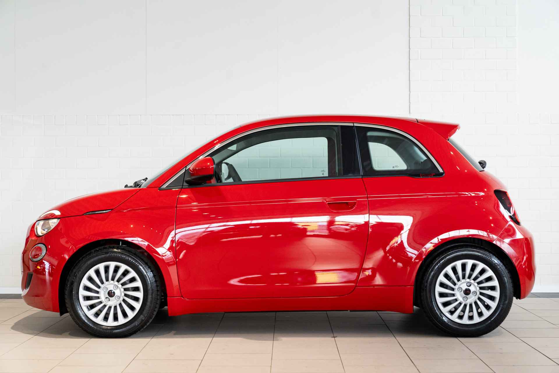 Fiat 500 RED | 3 Fase | Navigatie | Apple Carplay & Android Auto | Cruise Controle | - 6/28