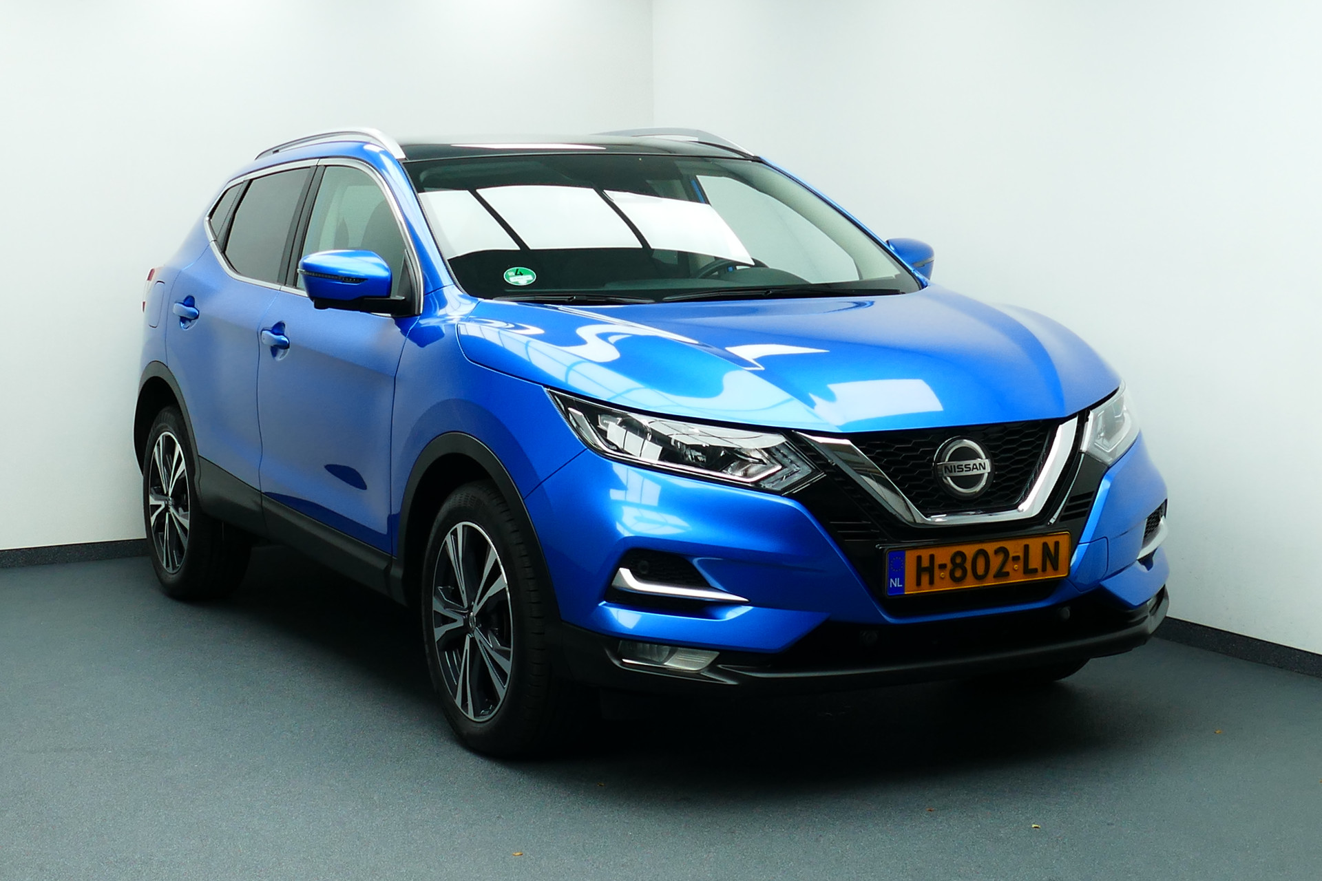 Nissan QASHQAI 1.3 160pk DIG-T N-Connecta 1-Eig. Panodak, 360 Camera, Clima, 18"LMV, Afn Haak 1500kg