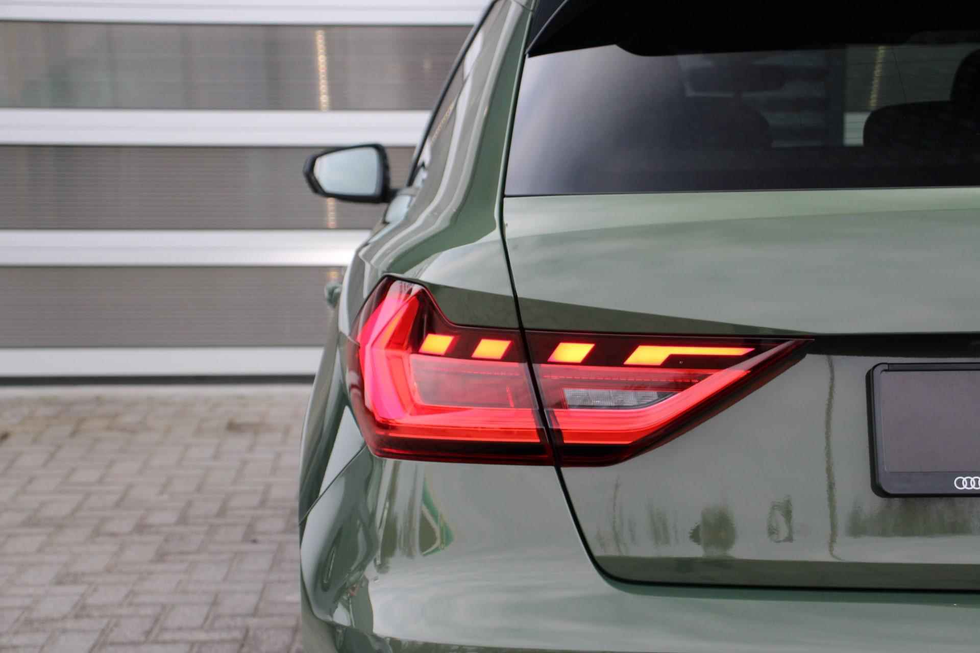 Audi A1 Sportback 25 TFSI 95pk S Edition | Stoelverwarming | Achteruitrijcamera - 14/40