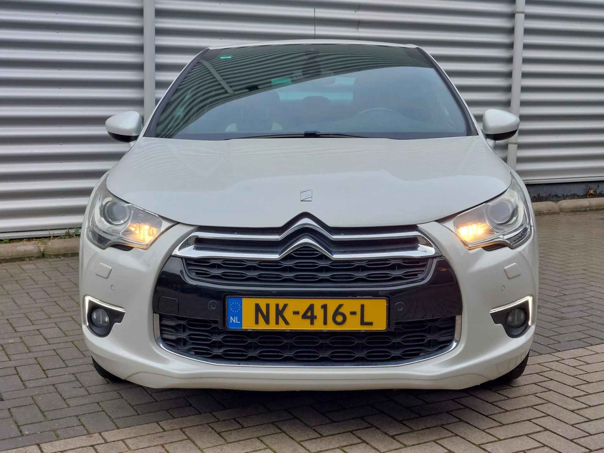 Citroen DS4 1.6 THP 200 Sport Chic Clima/Nav/Trekhaak - 23/30