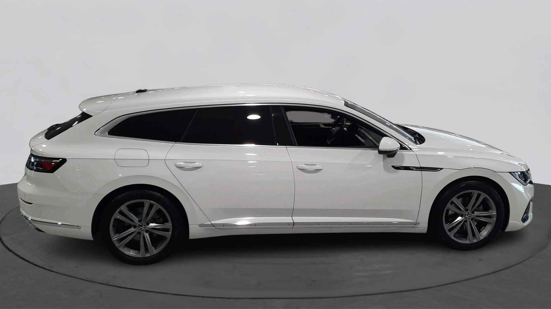 Volkswagen Arteon Shooting Brake 2.0 TSI 190pk DSG Automaat R-Line Business+ | Navi | PDC | Clima | Digital cockpit | Leer/alcantara verwarmd | El.achterklep - 4/25