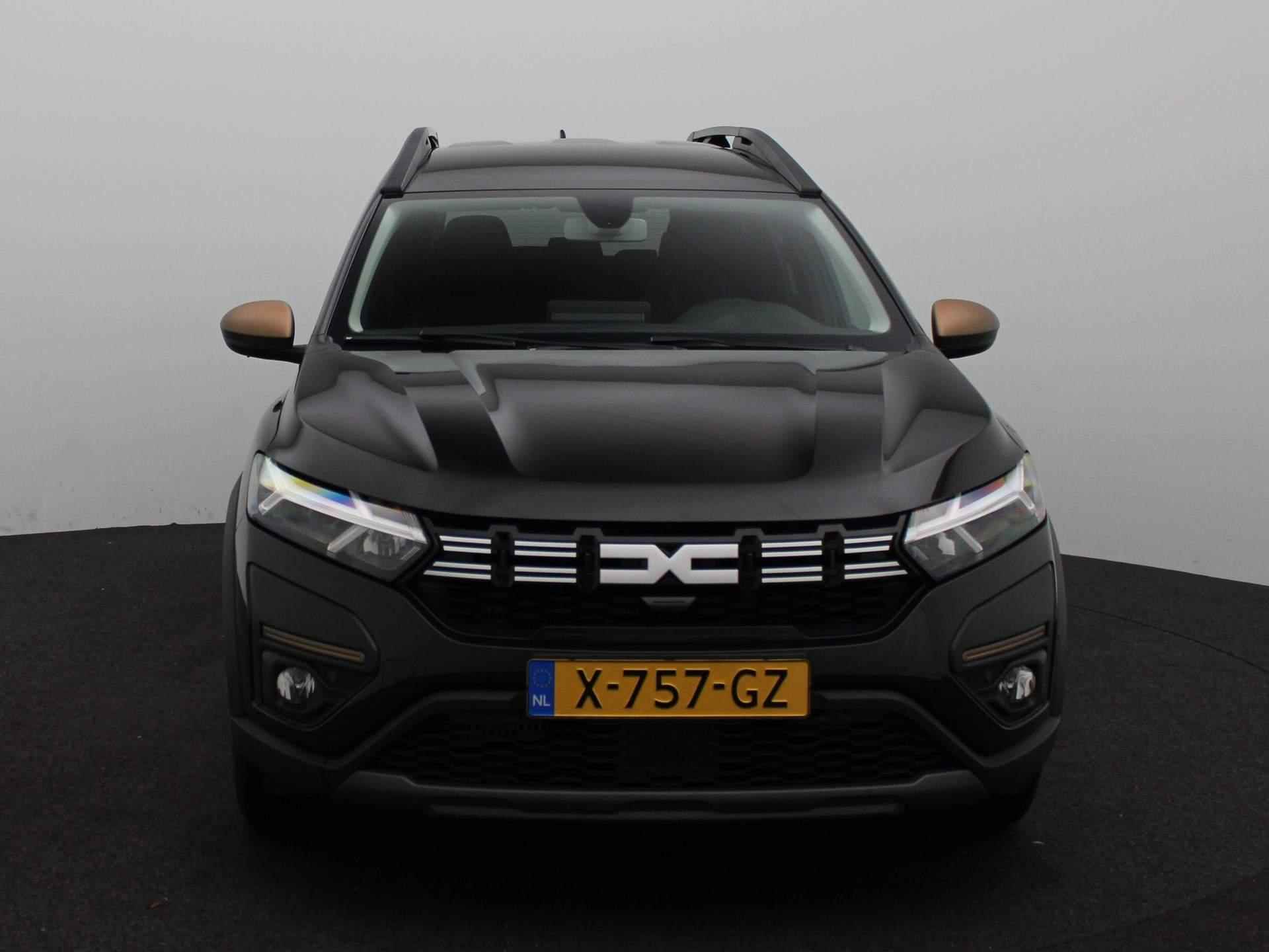 Dacia Jogger TCe 110 Extreme 7p. | Navi | Climate Control | Achteruitrijcamera + sensoren | Cruise control | - 3/25