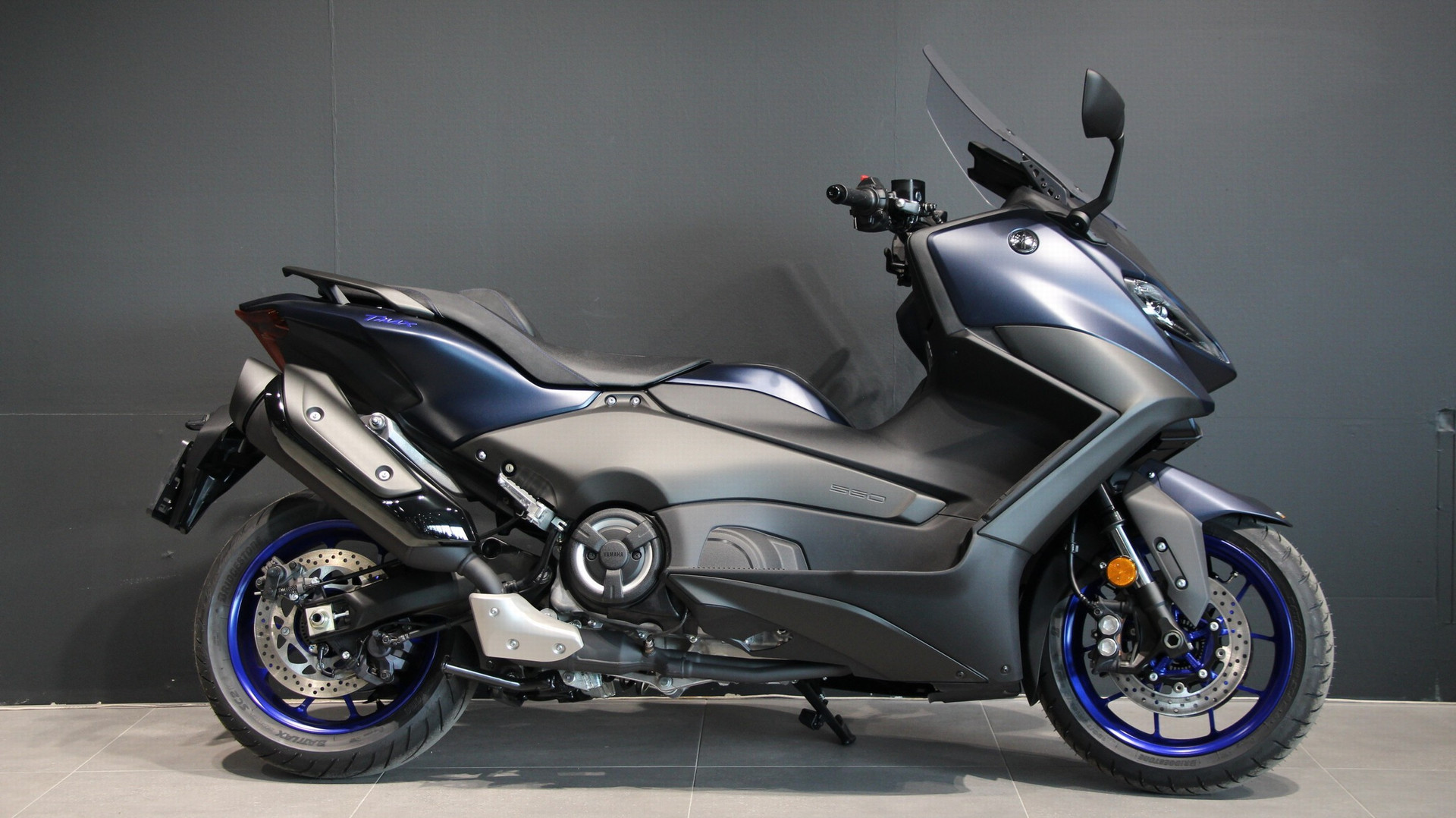 Yamaha T-MAX 560