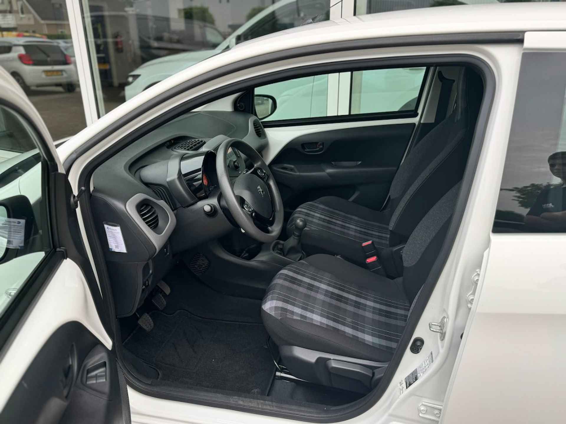 PEUGEOT 108 1.0 E-VTI ACTIVE/ NIEUWSTAAT/ ALL IN PRIJS - 20/24