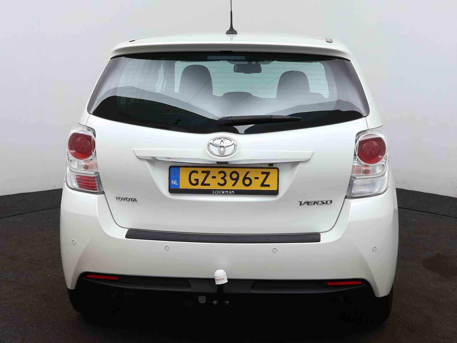 Toyota Verso 1.8 VVT-i Dynamic Business | Panoramadak | Automaat | Navigatie | Trekhaak | Parkeersensoren | - 29/44