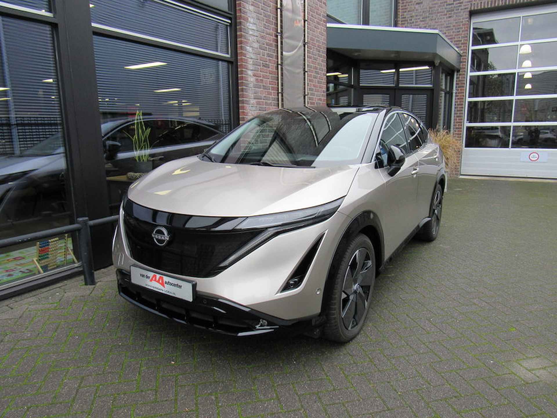 Nissan Ariya 87 kWh 242pk Evolve 20" LMV / Propilot / Two-Tone /Leder Alcantara /Stoel en stuurwielverwarming / Achterbank verwarmd / Bose - 5/35