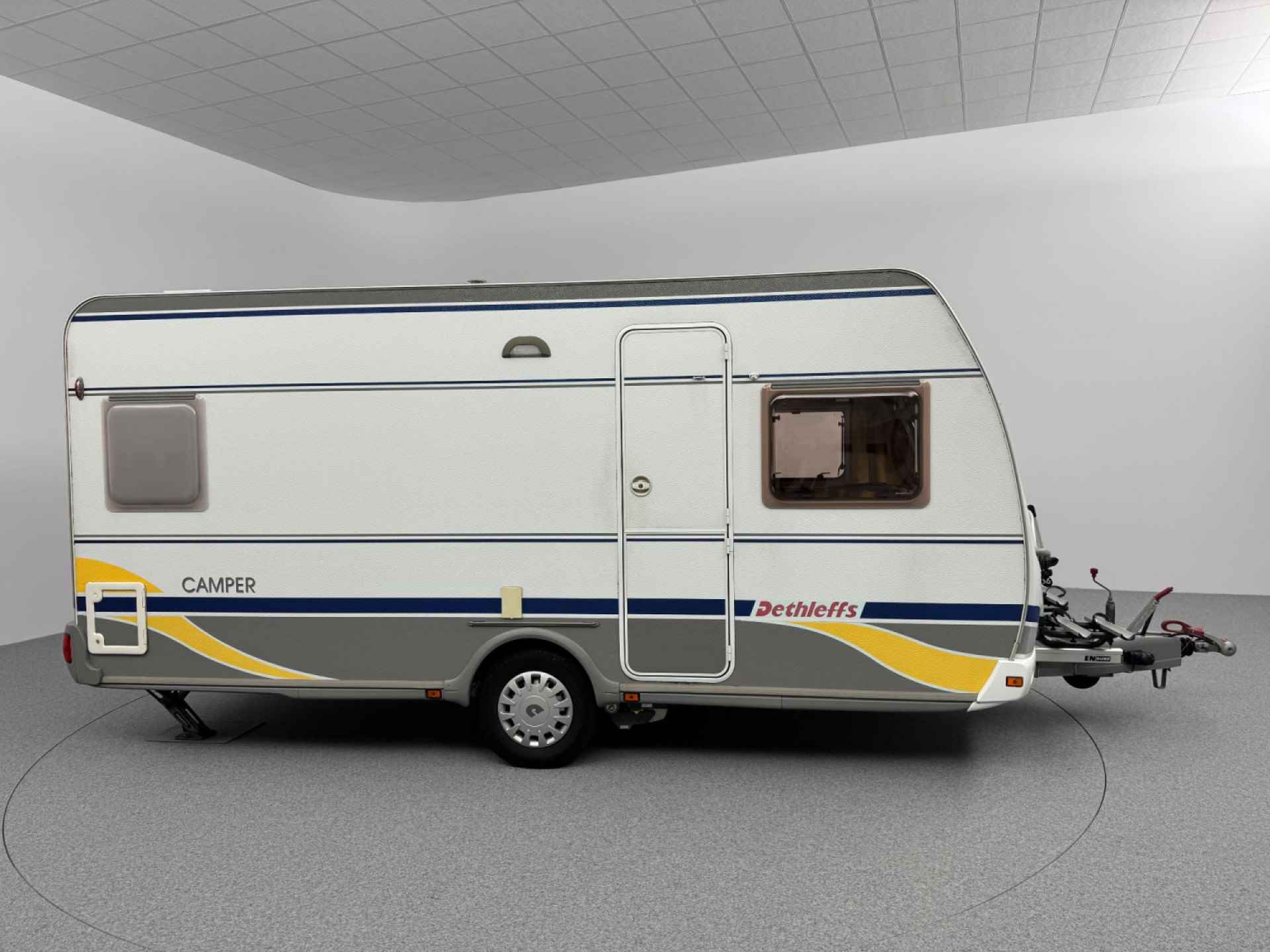 Dethleffs Camper 450 DB mover voortent INCL STALLING - 5/25