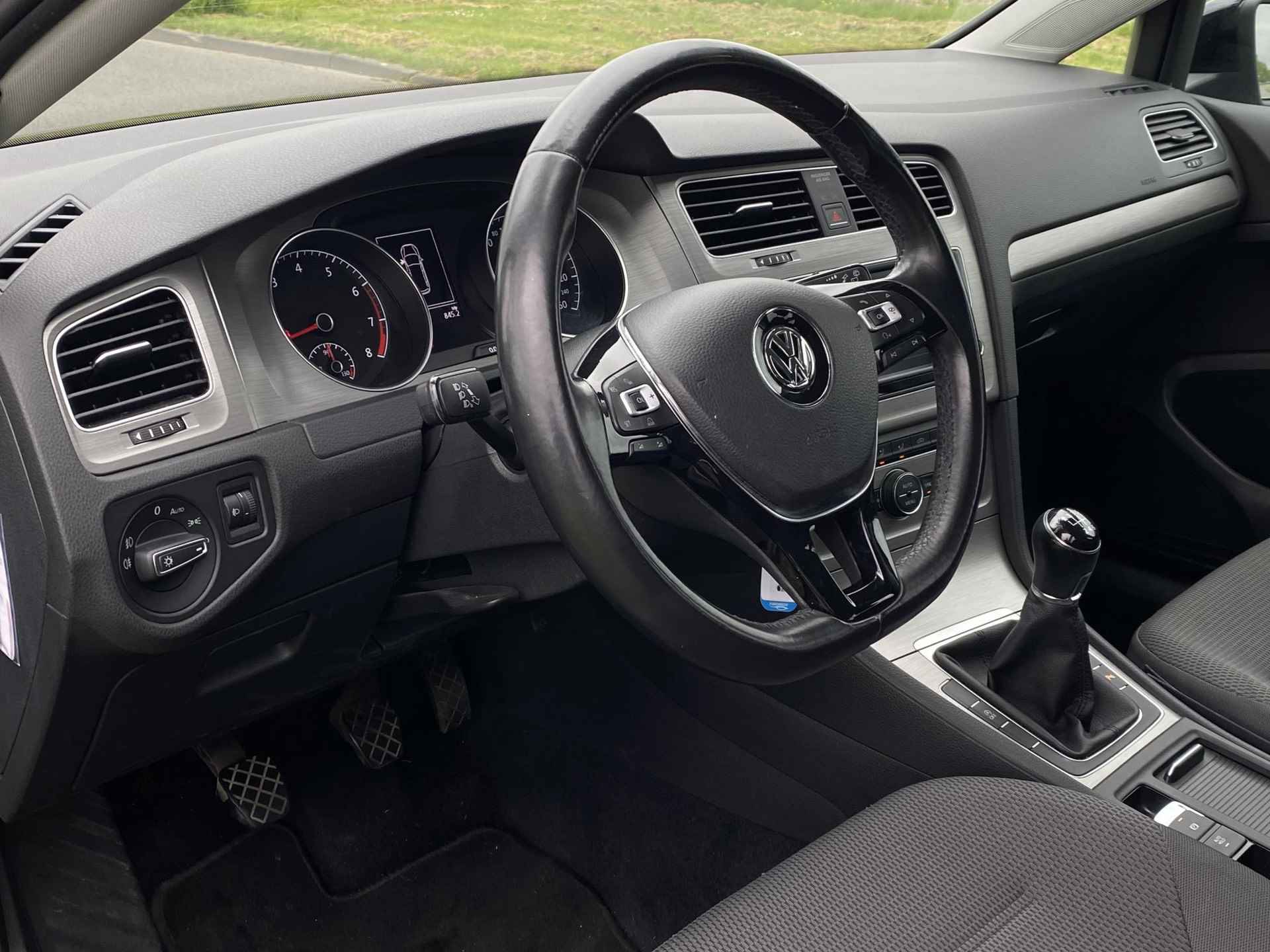 Volkswagen Golf Variant 1.0 TSI Comfortline | Climate Control | Bluetooth | Comfort Stoelen | CruiseControl | PDC V+A | Comfort-Pakket | DAB | Apple Car-Play | Navigatie | - 15/49