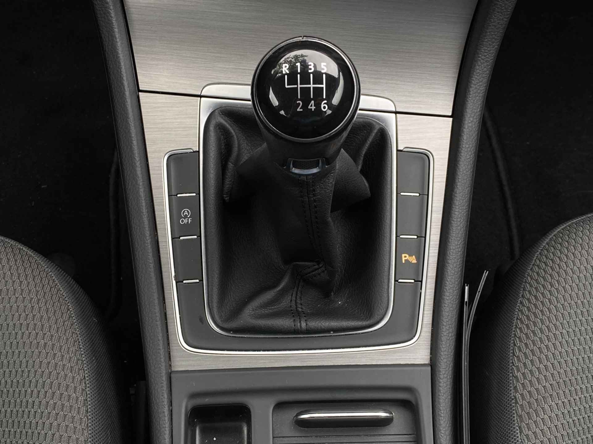 Volkswagen Golf Variant 1.0 TSI Comfortline | Climate Control | Bluetooth | Comfort Stoelen | CruiseControl | PDC V+A | Comfort-Pakket | DAB | Apple Car-Play | Navigatie | - 21/49