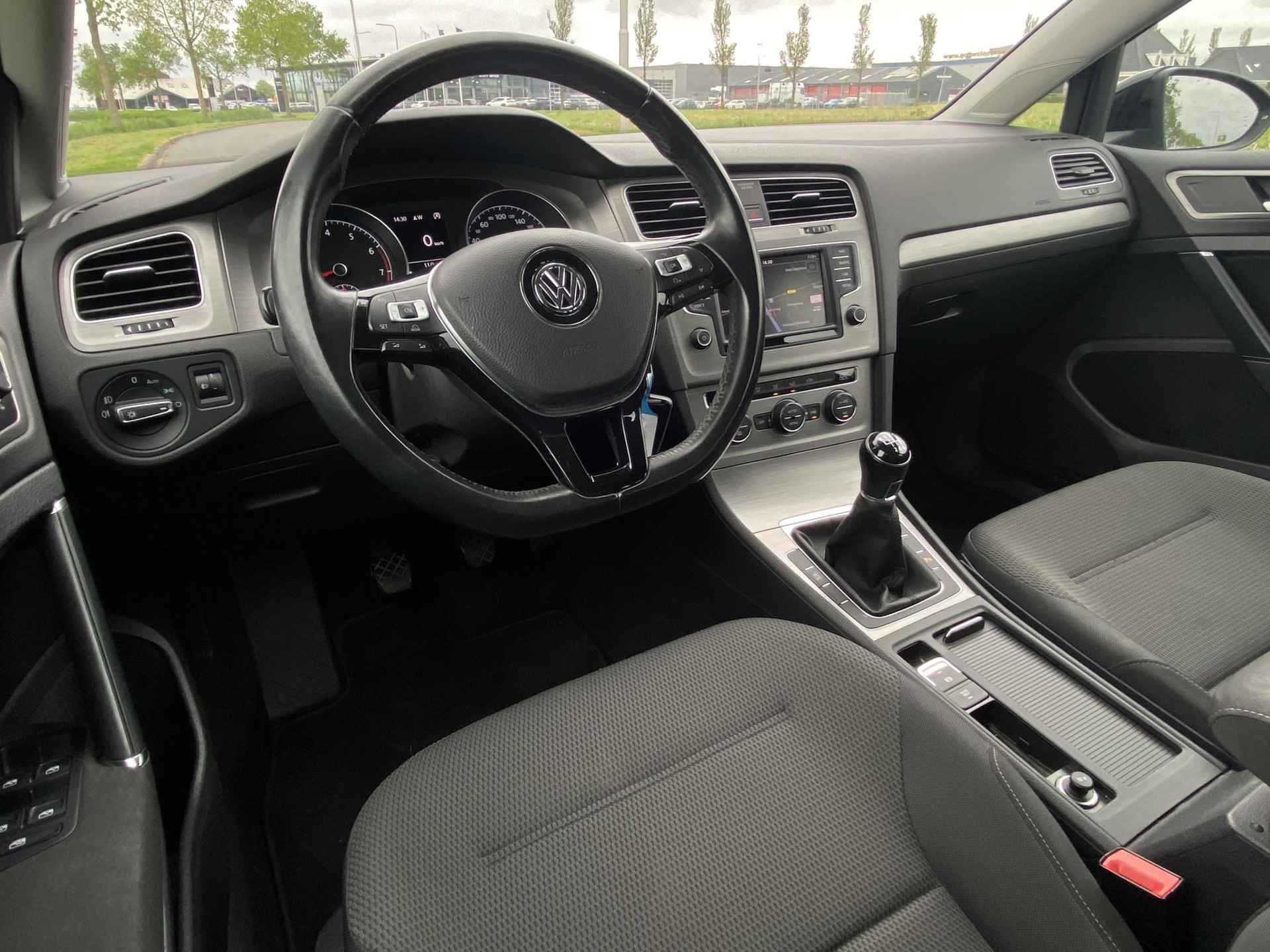 Volkswagen Golf Variant 1.0 TSI Comfortline | Climate Control | Bluetooth | Comfort Stoelen | CruiseControl | PDC V+A | Comfort-Pakket | DAB | Apple Car-Play | Navigatie | - 23/49