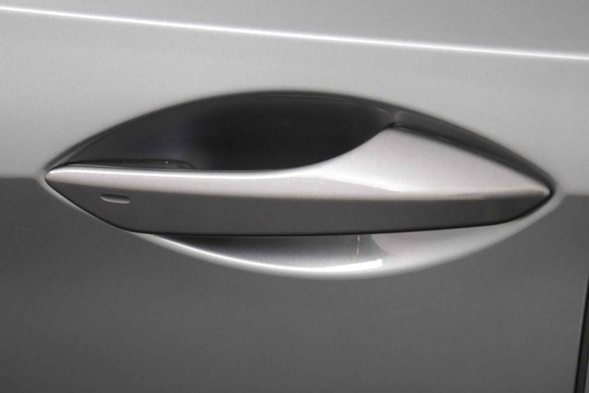 Lexus RX 450h HYBRID 4WD Luxury Line, 12 MND GARANTIE - RIJKLAAR | Panorama | Leer | HUD | DAB+ | Navi | Afn.Trekhaak | Camera | Keyless - 35/59